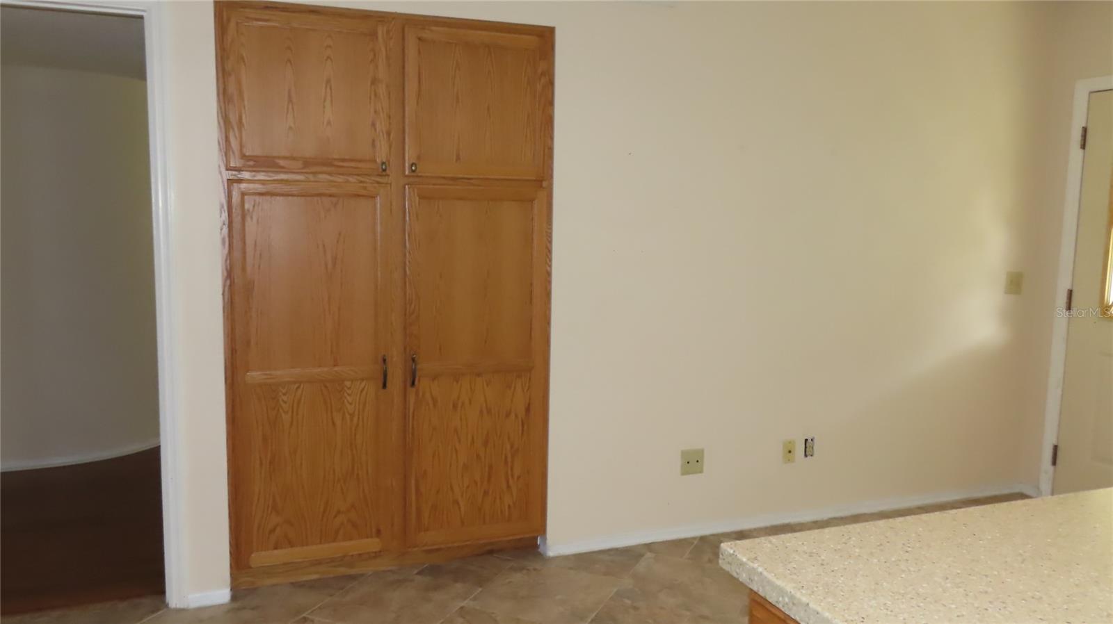 Image 15 of 57 For 2291 Americus Boulevard W 7