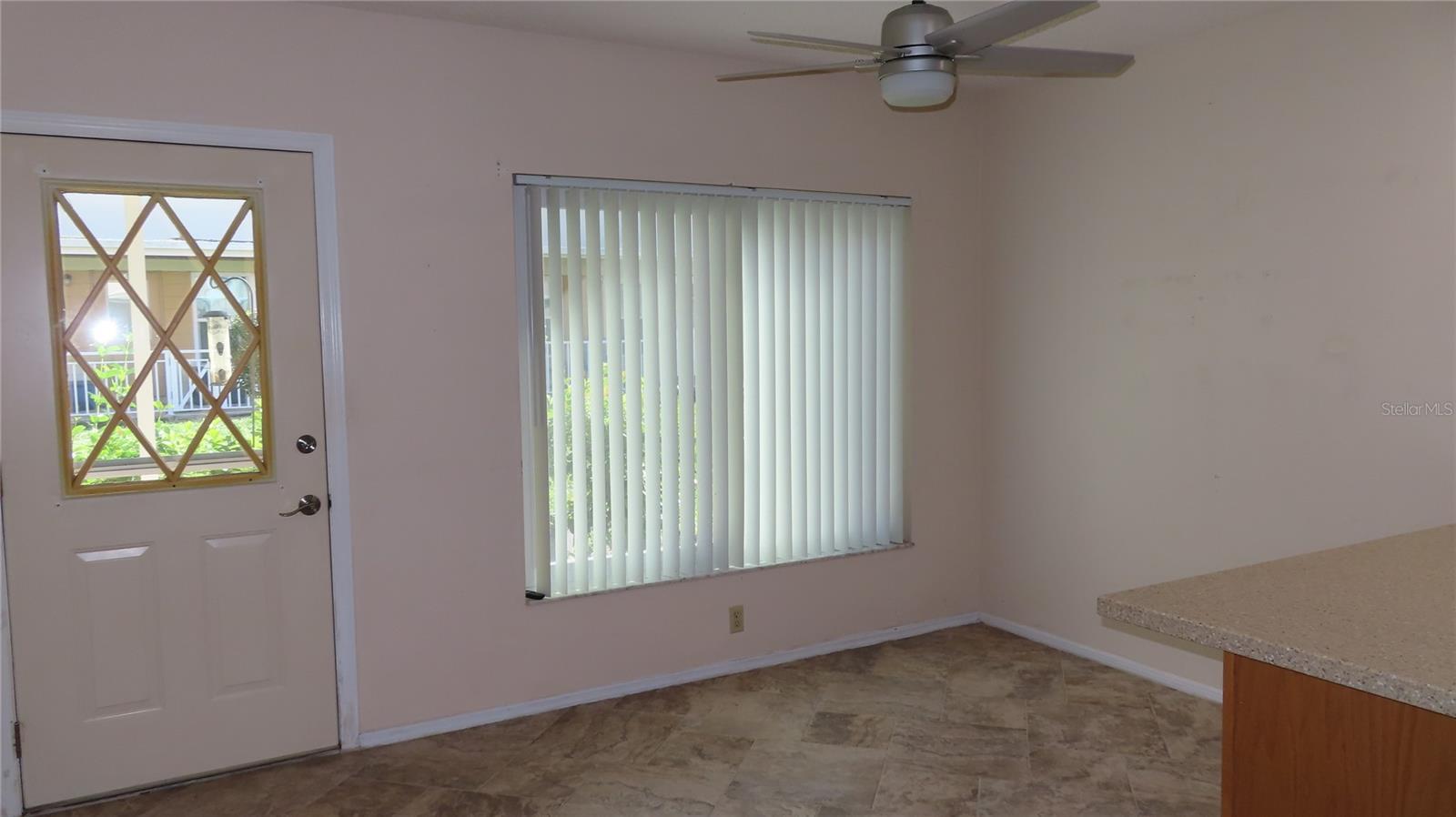 Image 18 of 57 For 2291 Americus Boulevard W 7