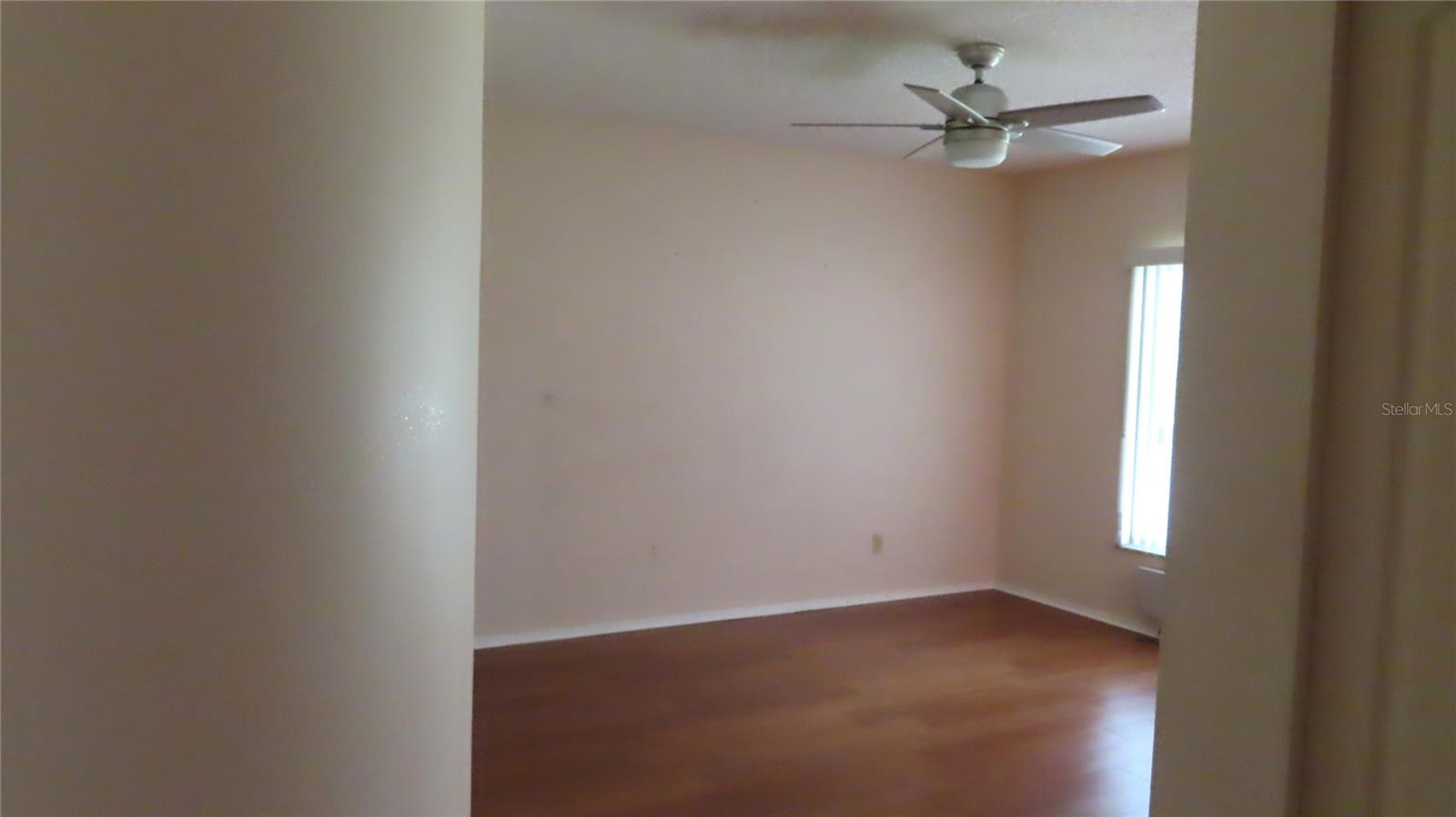 Image 20 of 57 For 2291 Americus Boulevard W 7