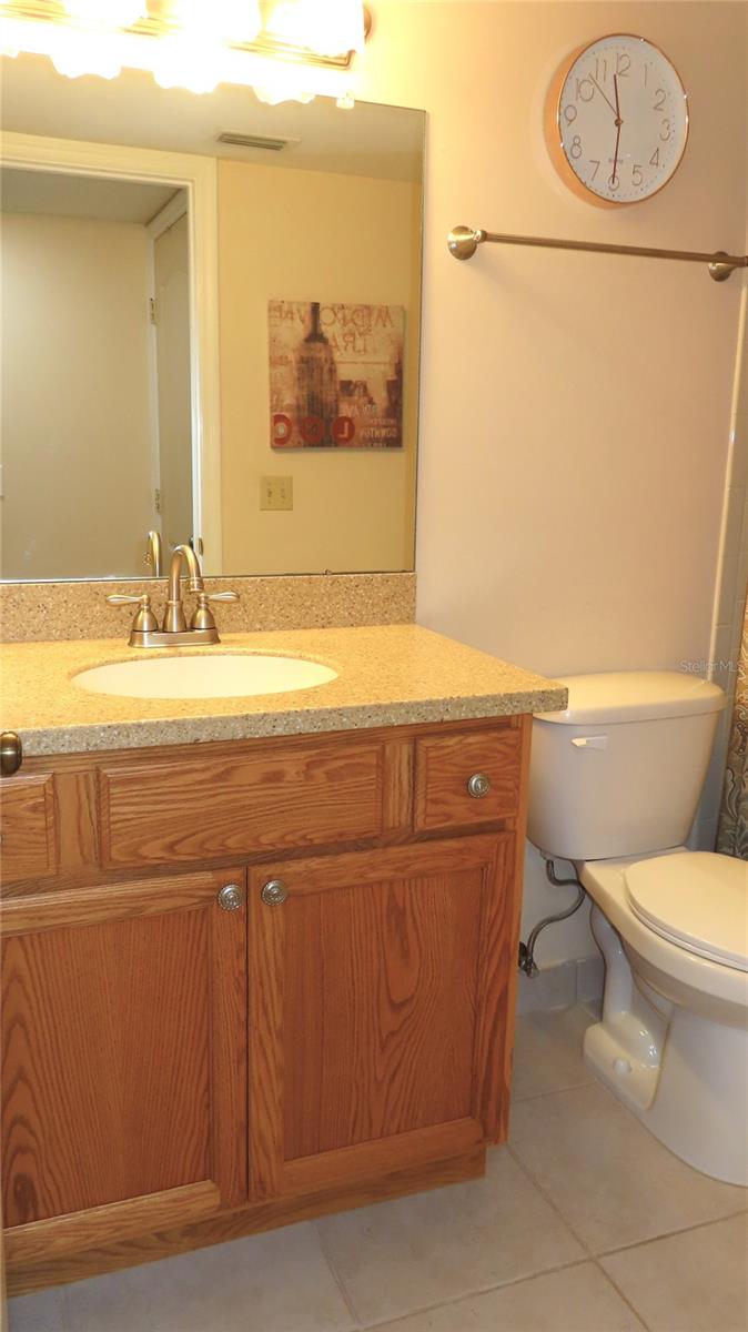Image 36 of 57 For 2291 Americus Boulevard W 7