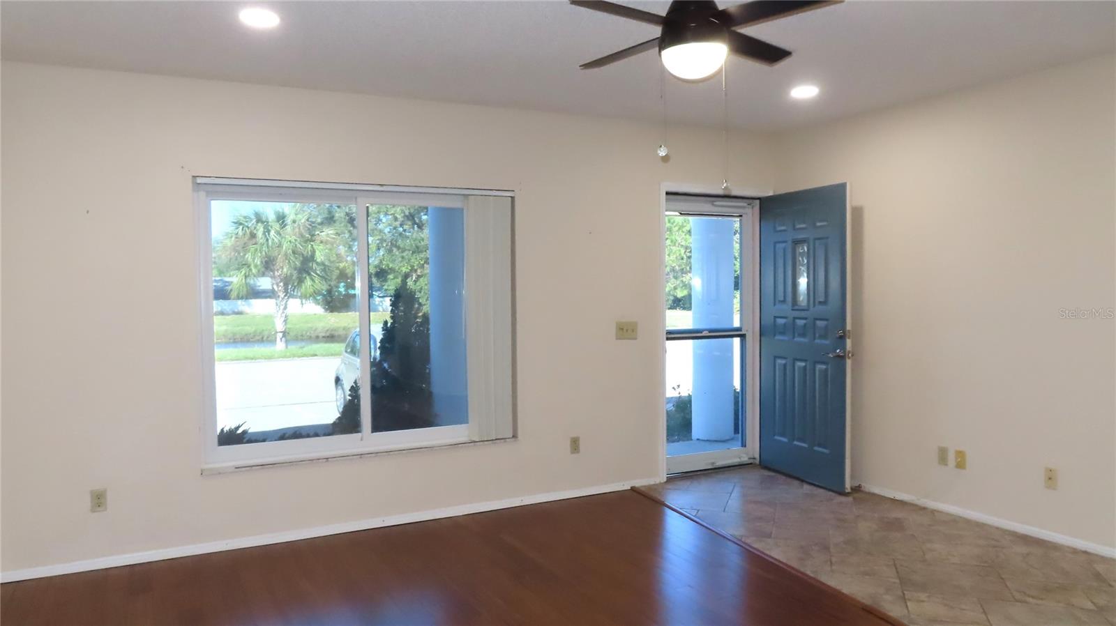Image 6 of 57 For 2291 Americus Boulevard W 7