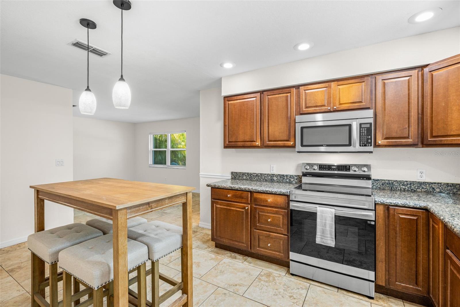 Image 12 of 34 For 4500 23rd Avenue S