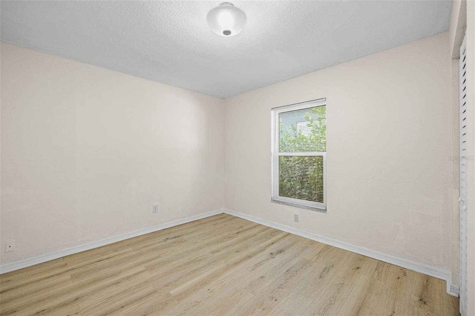 Image 18 of 34 For 4500 23rd Avenue S