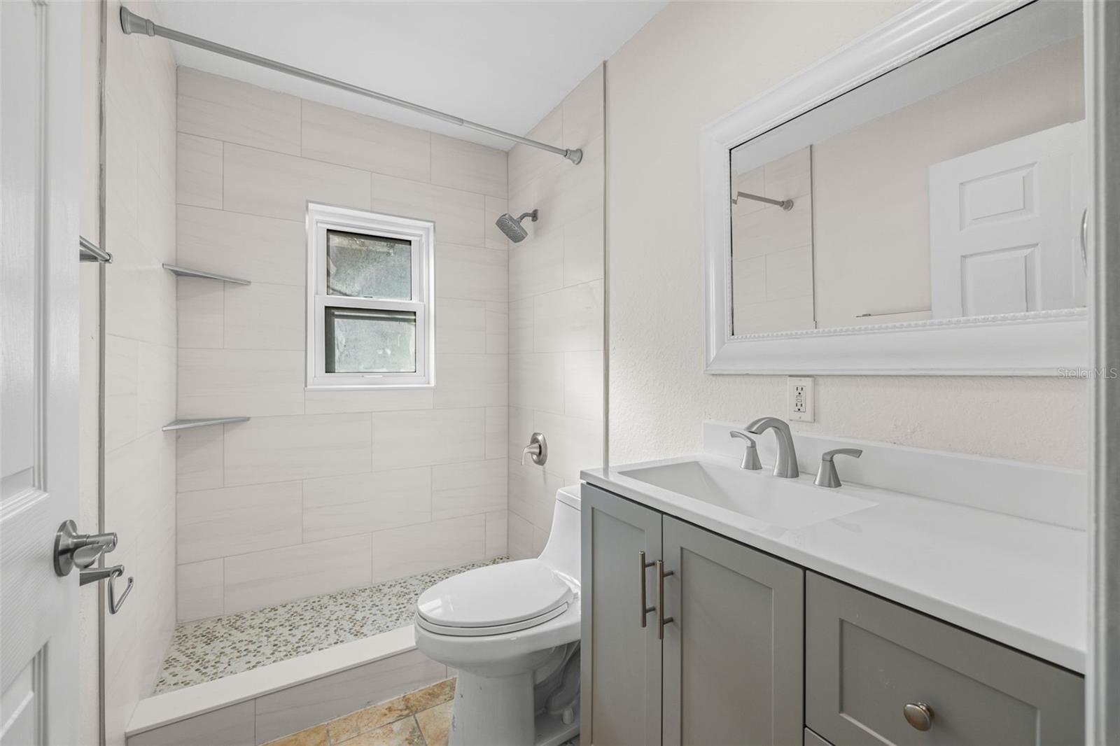 Image 19 of 34 For 4500 23rd Avenue S