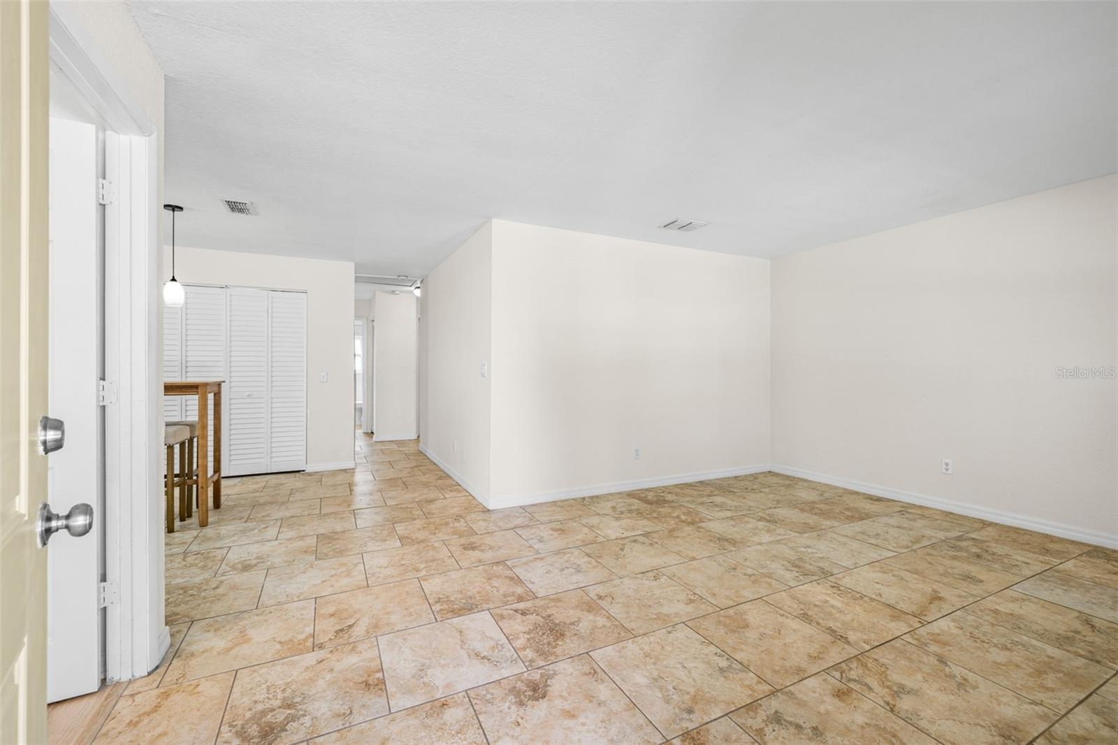 Image 5 of 34 For 4500 23rd Avenue S