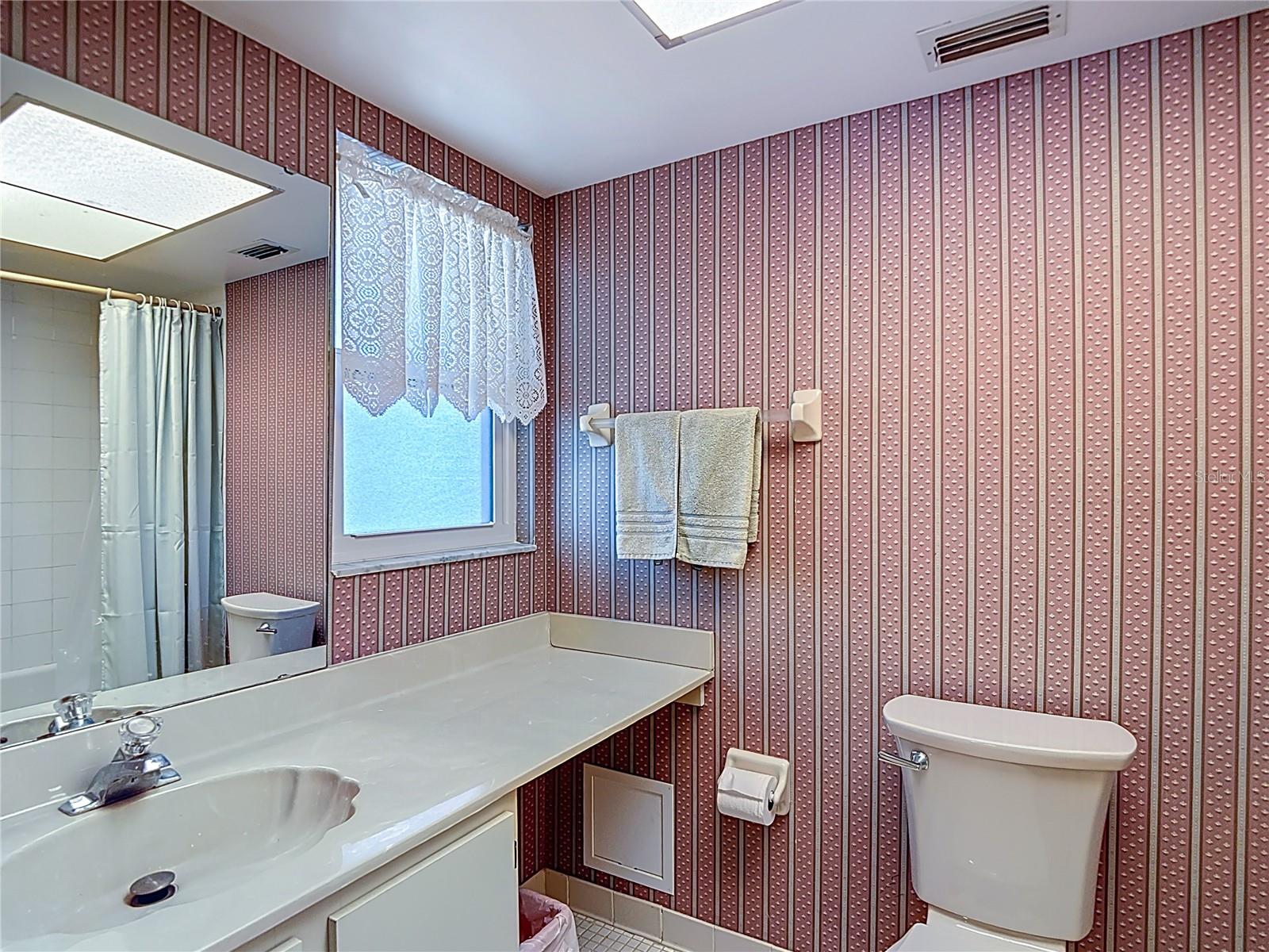 Image 16 of 25 For 28632 Tanner Drive