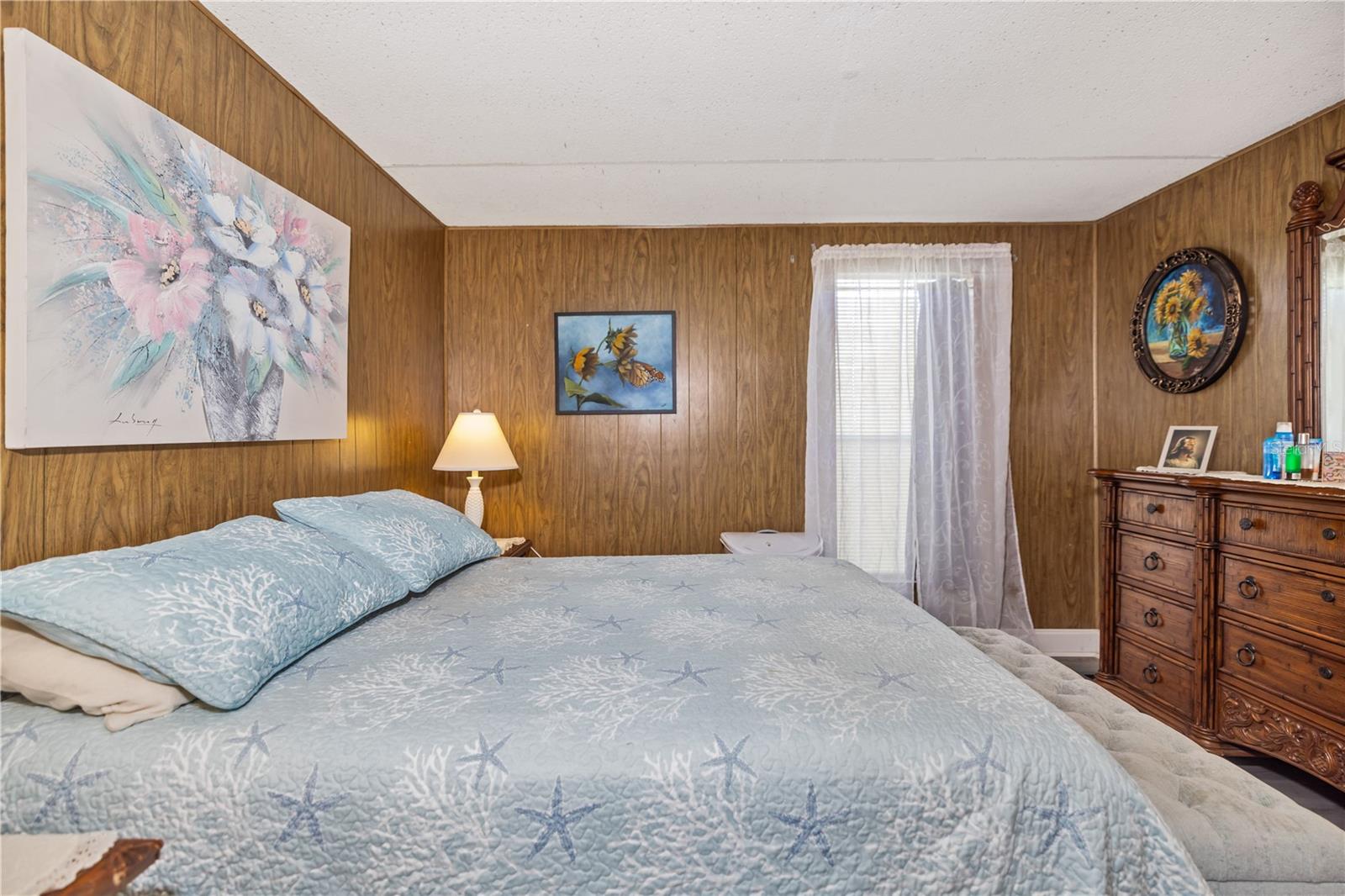 Image 16 of 25 For 7102 El Greco Street