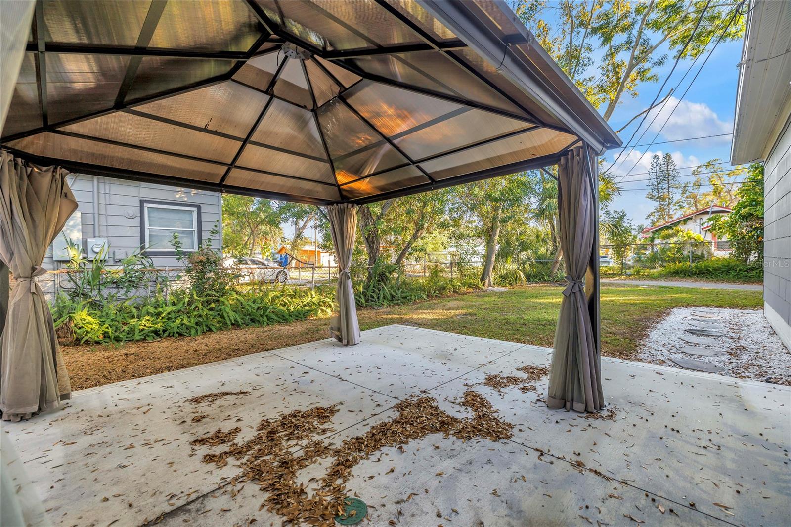 Image 20 of 30 For 946 23rd Avenue S