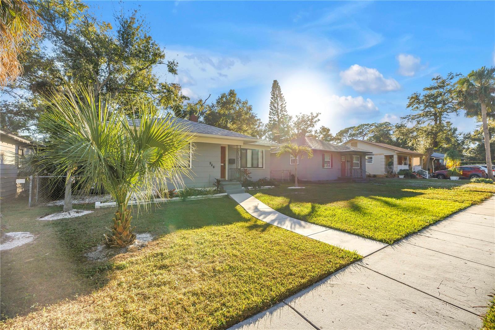 Image 28 of 30 For 946 23rd Avenue S