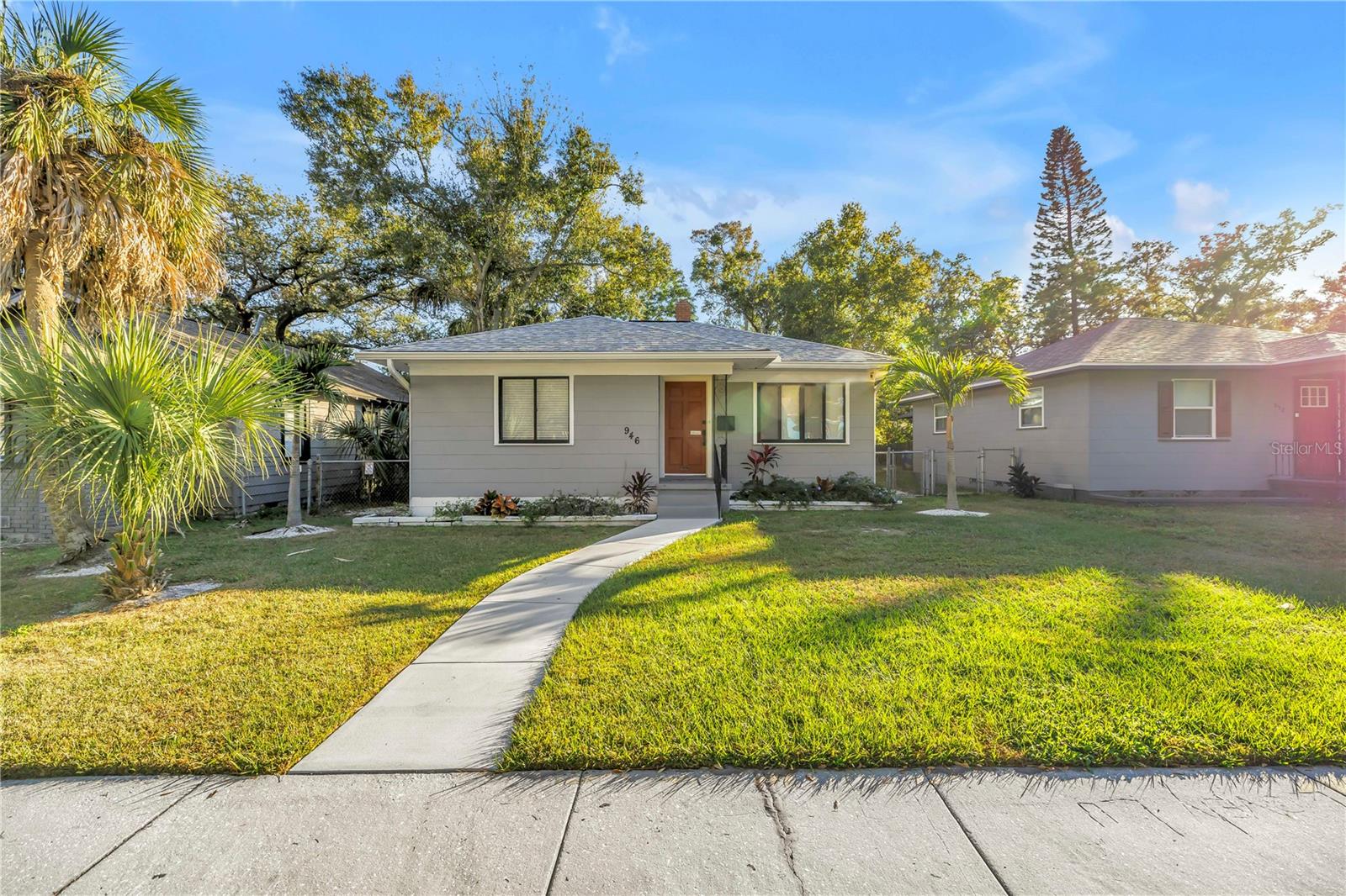 Image 29 of 30 For 946 23rd Avenue S