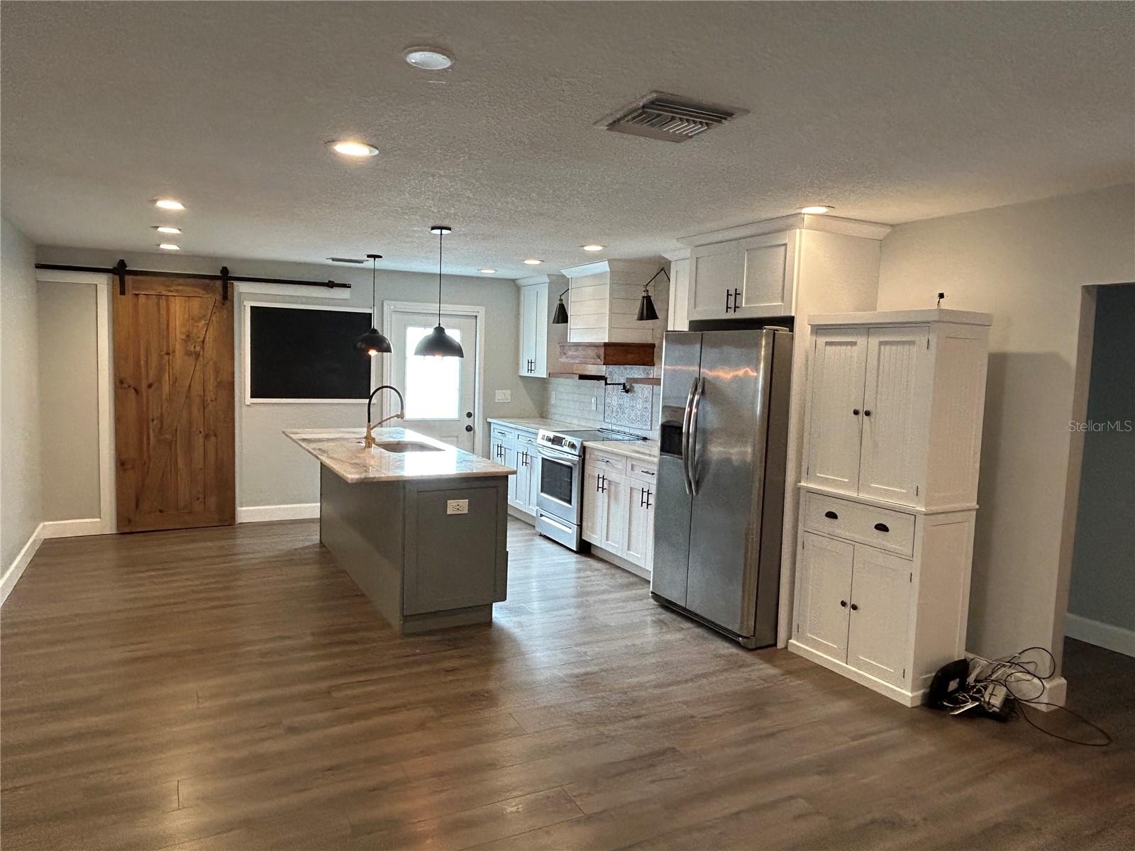 Image 5 of 26 For 2108 Powhatan Avenue