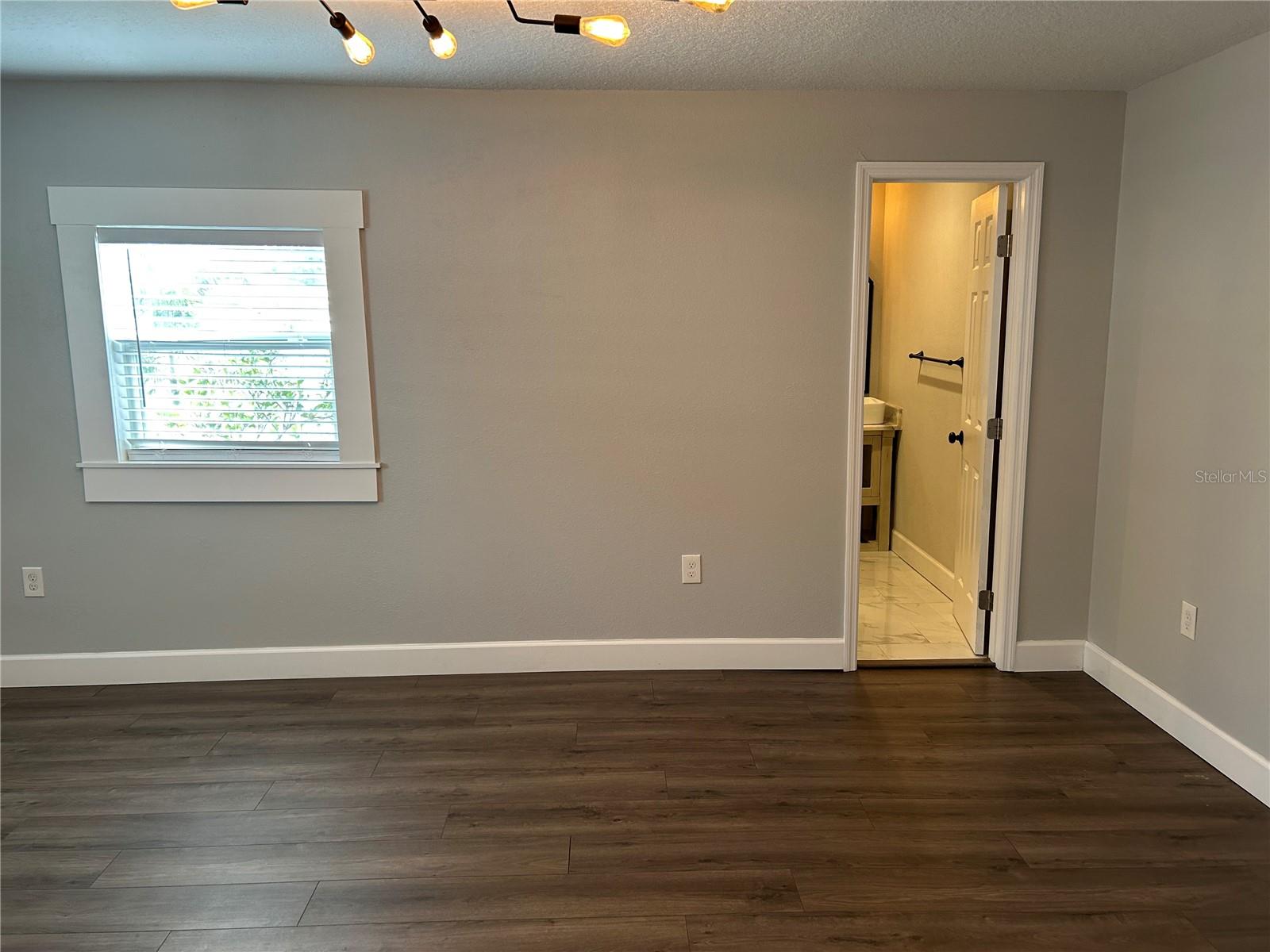 Image 9 of 26 For 2108 Powhatan Avenue