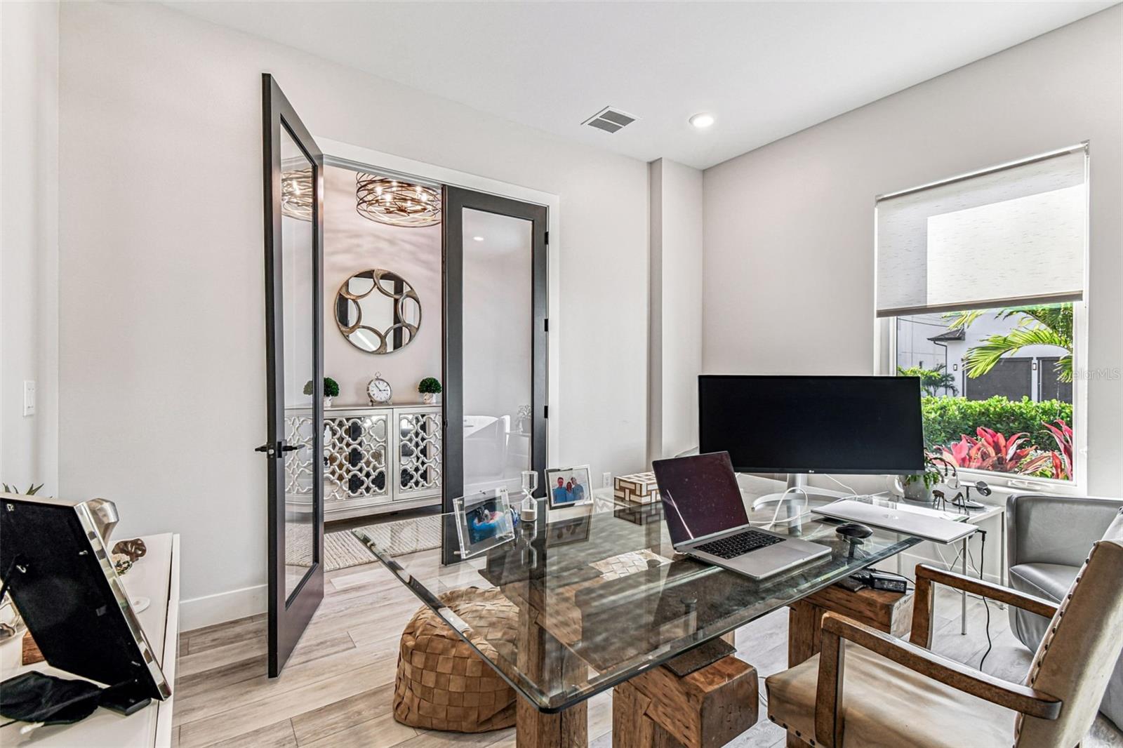 Image 11 of 53 For 3704 Lynwood