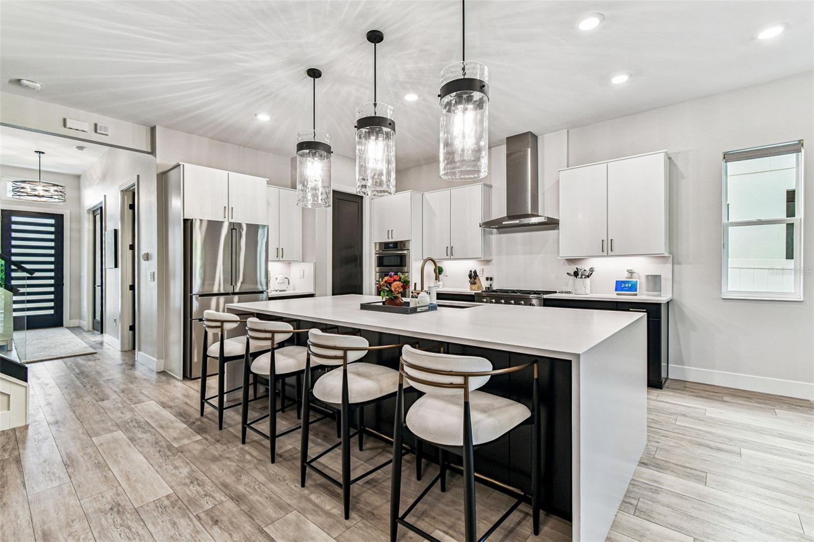 Image 18 of 53 For 3704 Lynwood