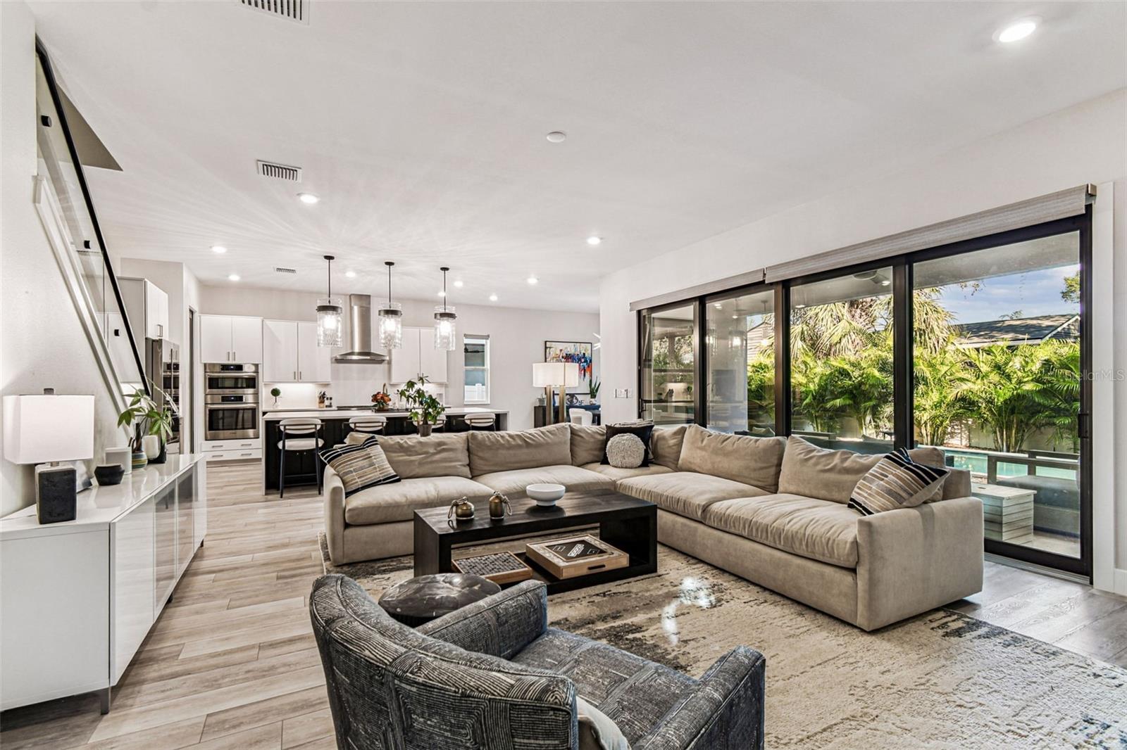 Image 20 of 53 For 3704 Lynwood