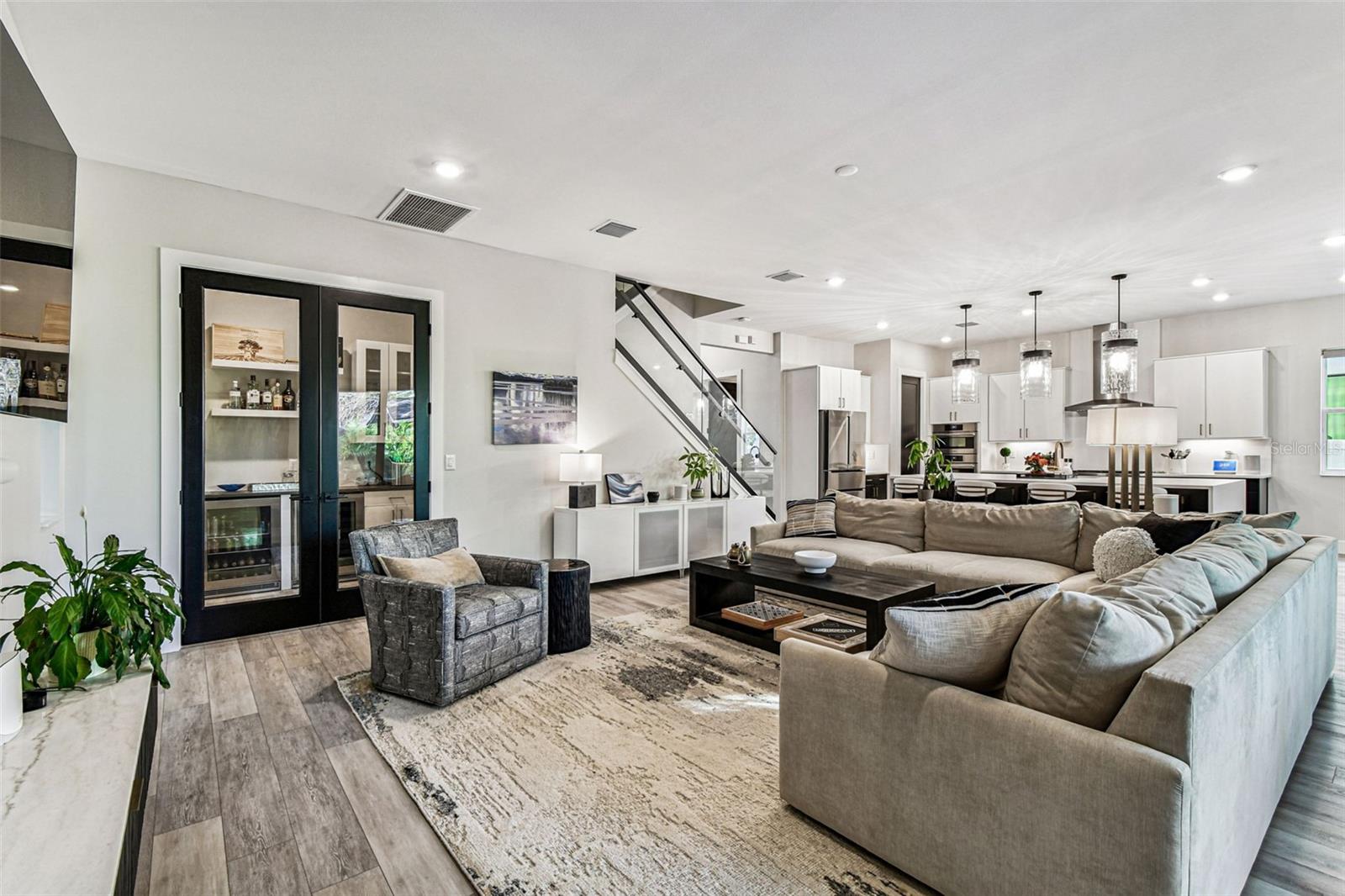 Image 23 of 53 For 3704 Lynwood