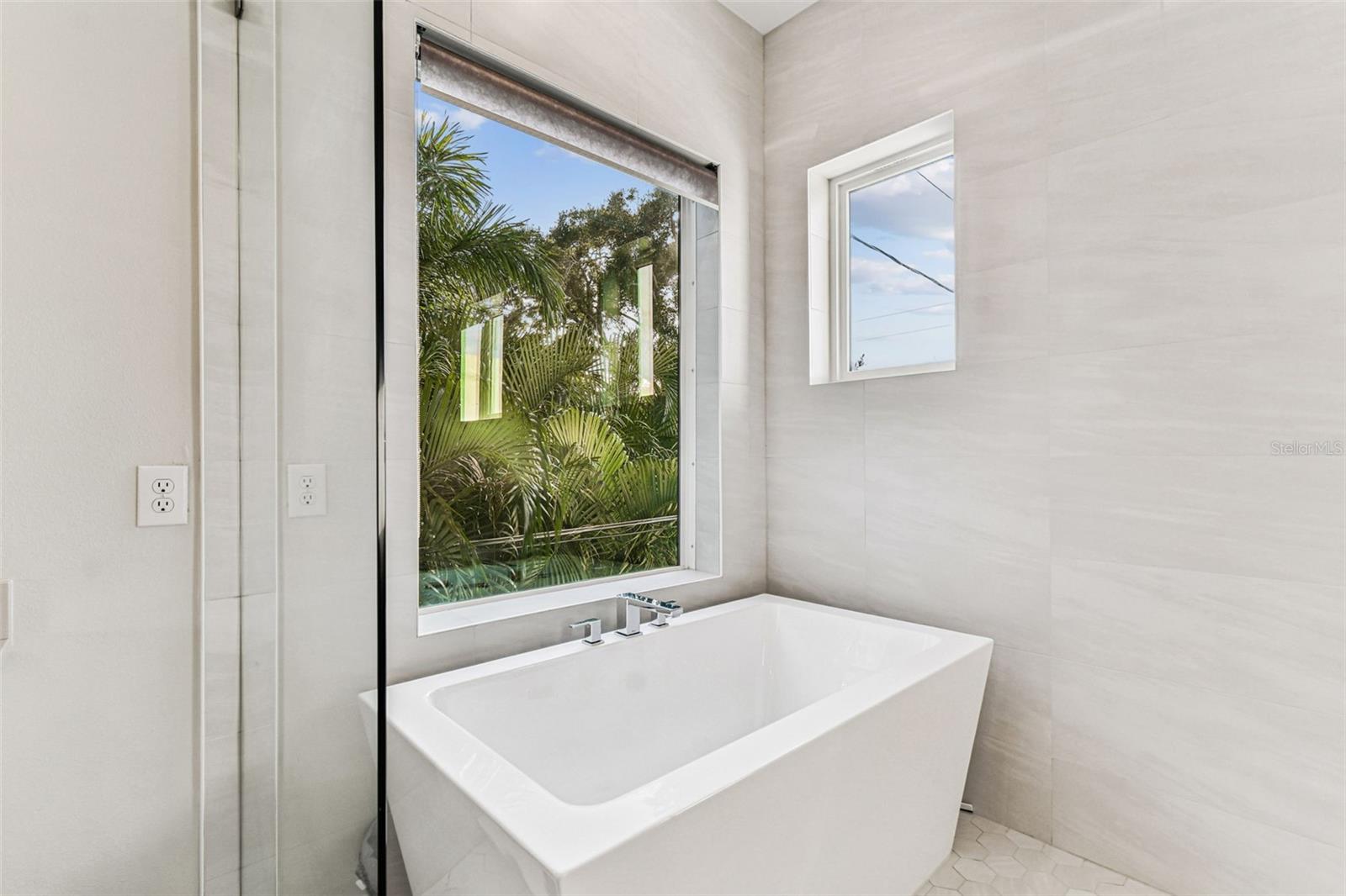 Image 31 of 53 For 3704 Lynwood