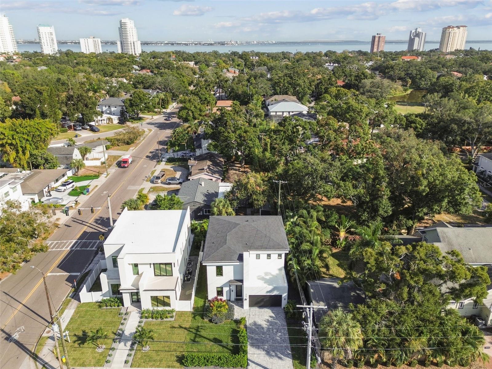 Image 49 of 53 For 3704 Lynwood