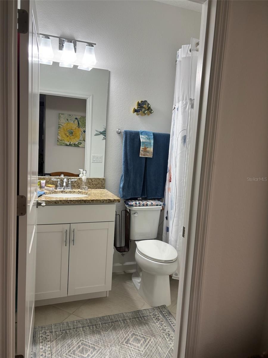 Image 14 of 14 For 562 Landshark Boulevard