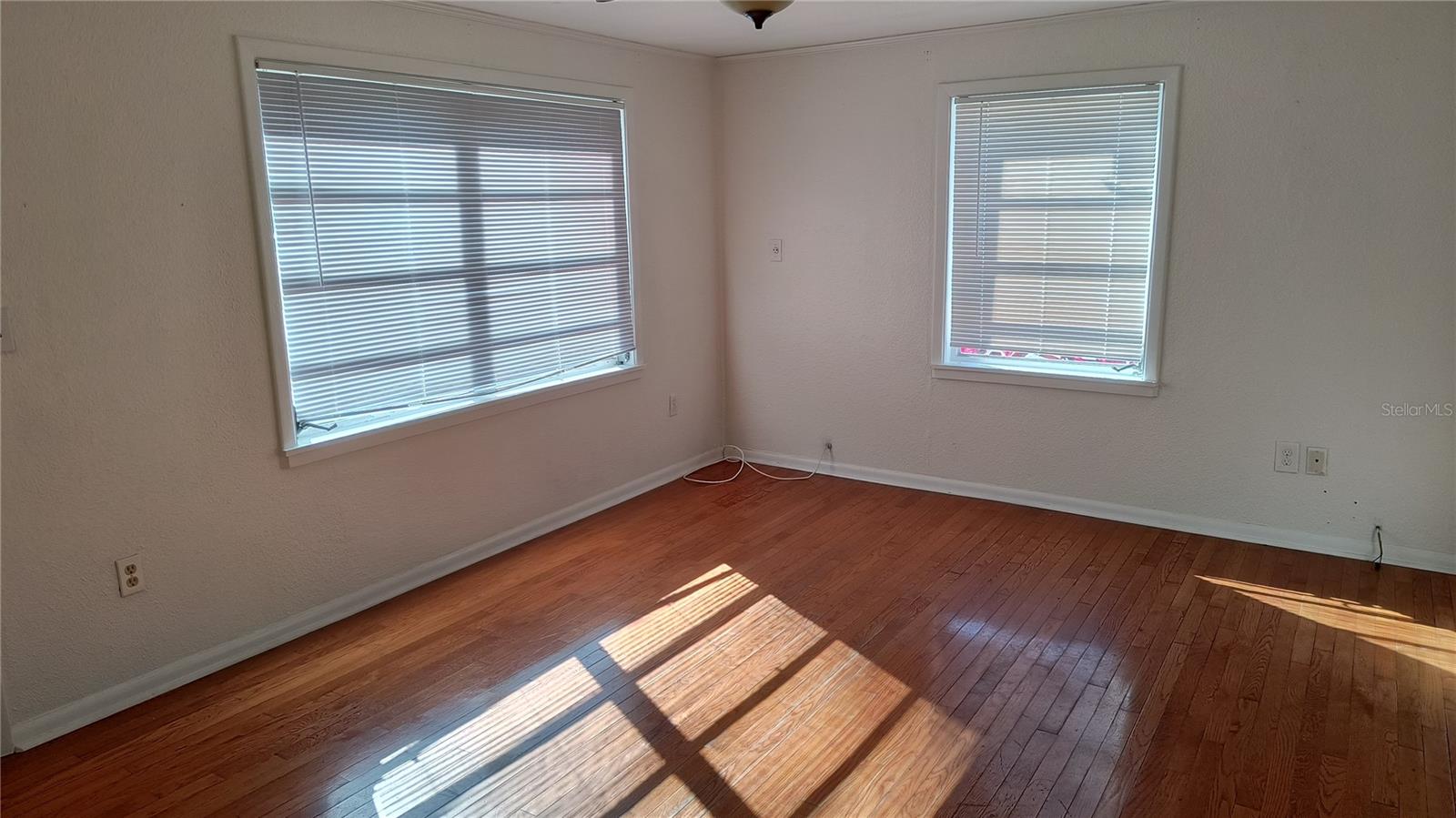 Image 7 of 21 For 817 Ohio Avenue