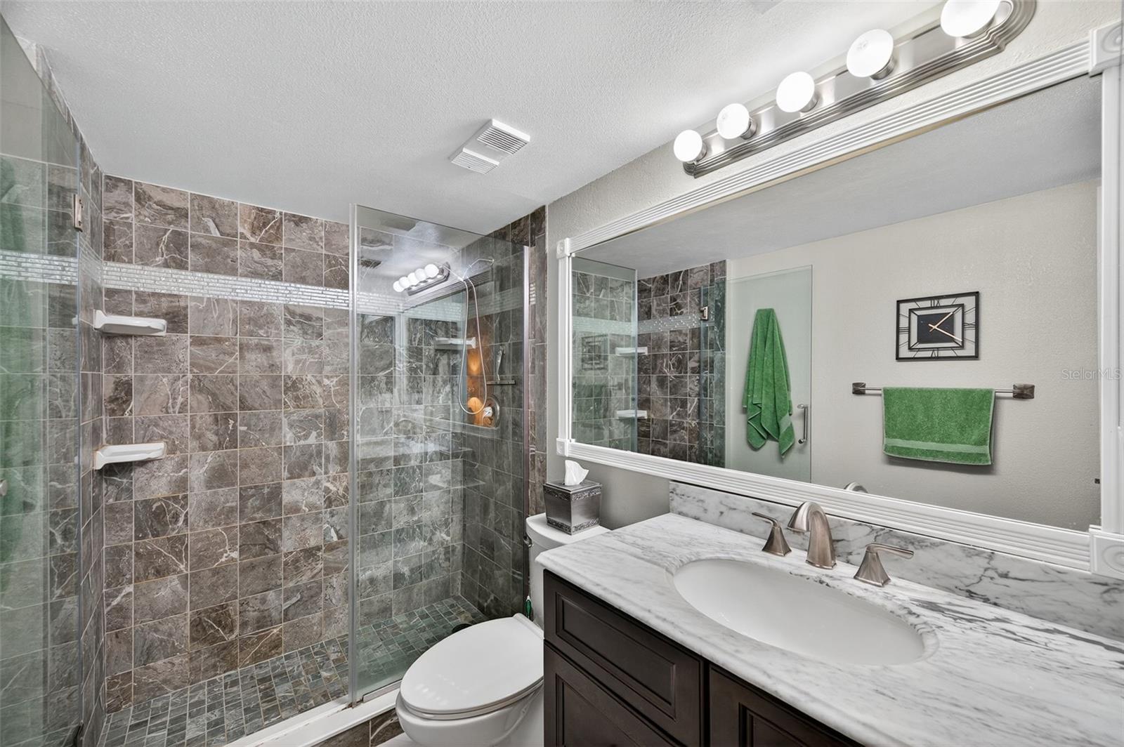 Image 21 of 48 For 90 Highland Avenue 304