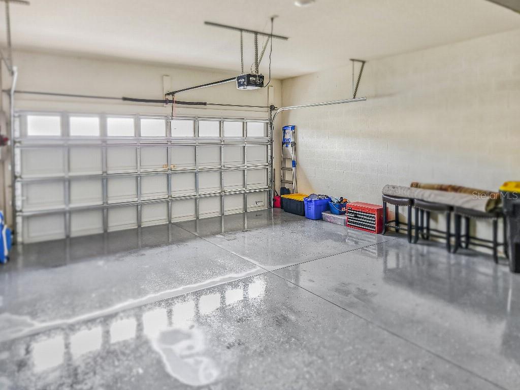 Image 25 of 41 For 1620 Linz Court