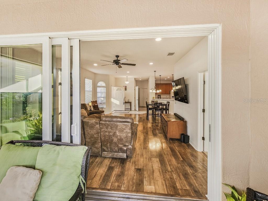 Image 6 of 41 For 1620 Linz Court