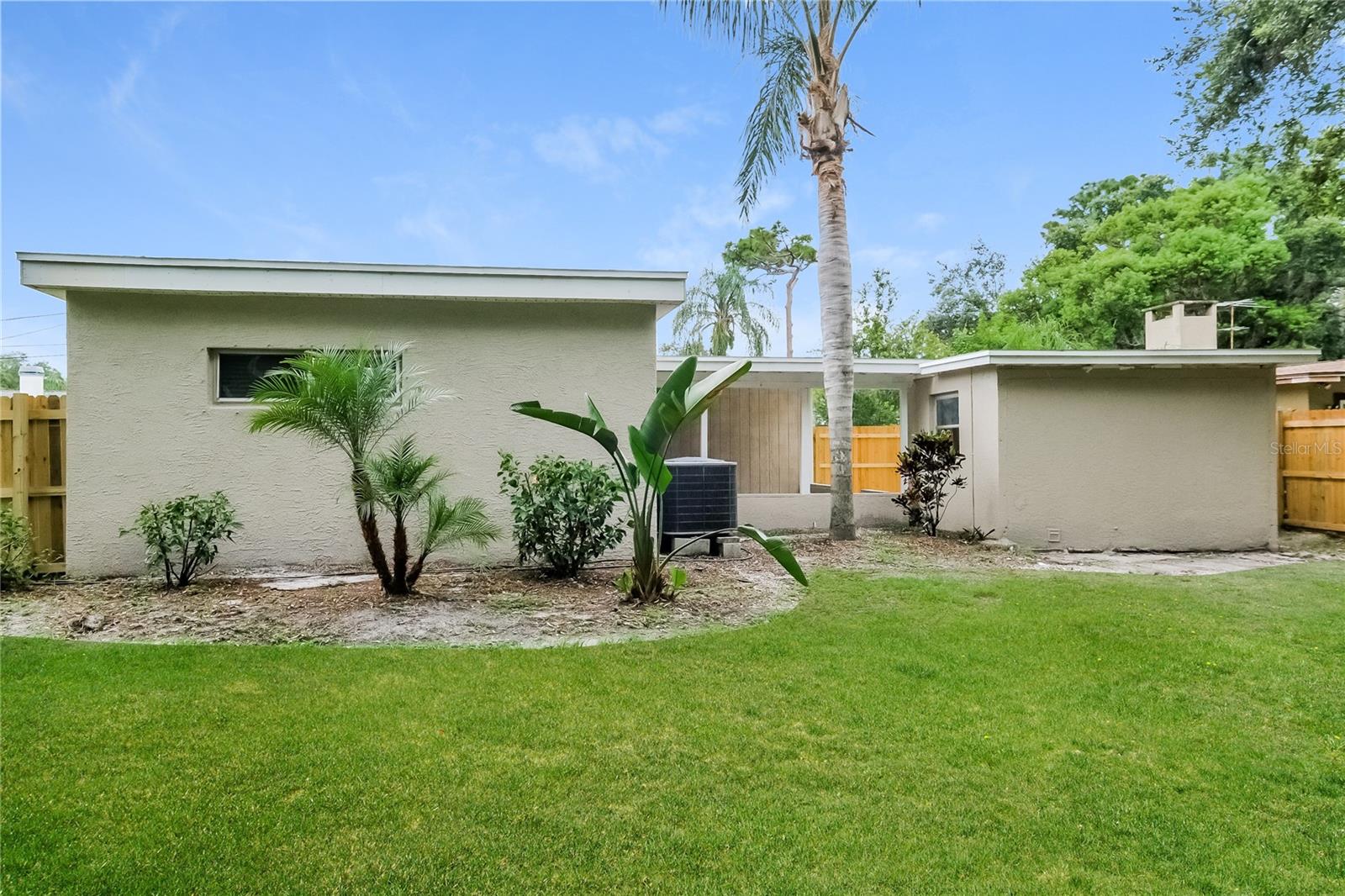 Image 15 of 16 For 1909 Glen Echo Lane