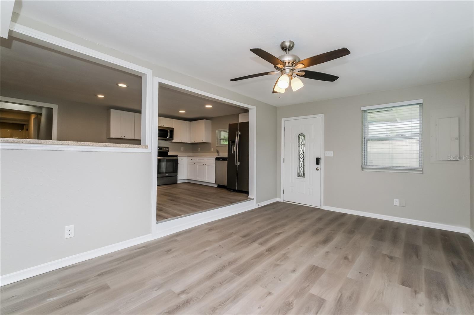 Image 4 of 16 For 1909 Glen Echo Lane