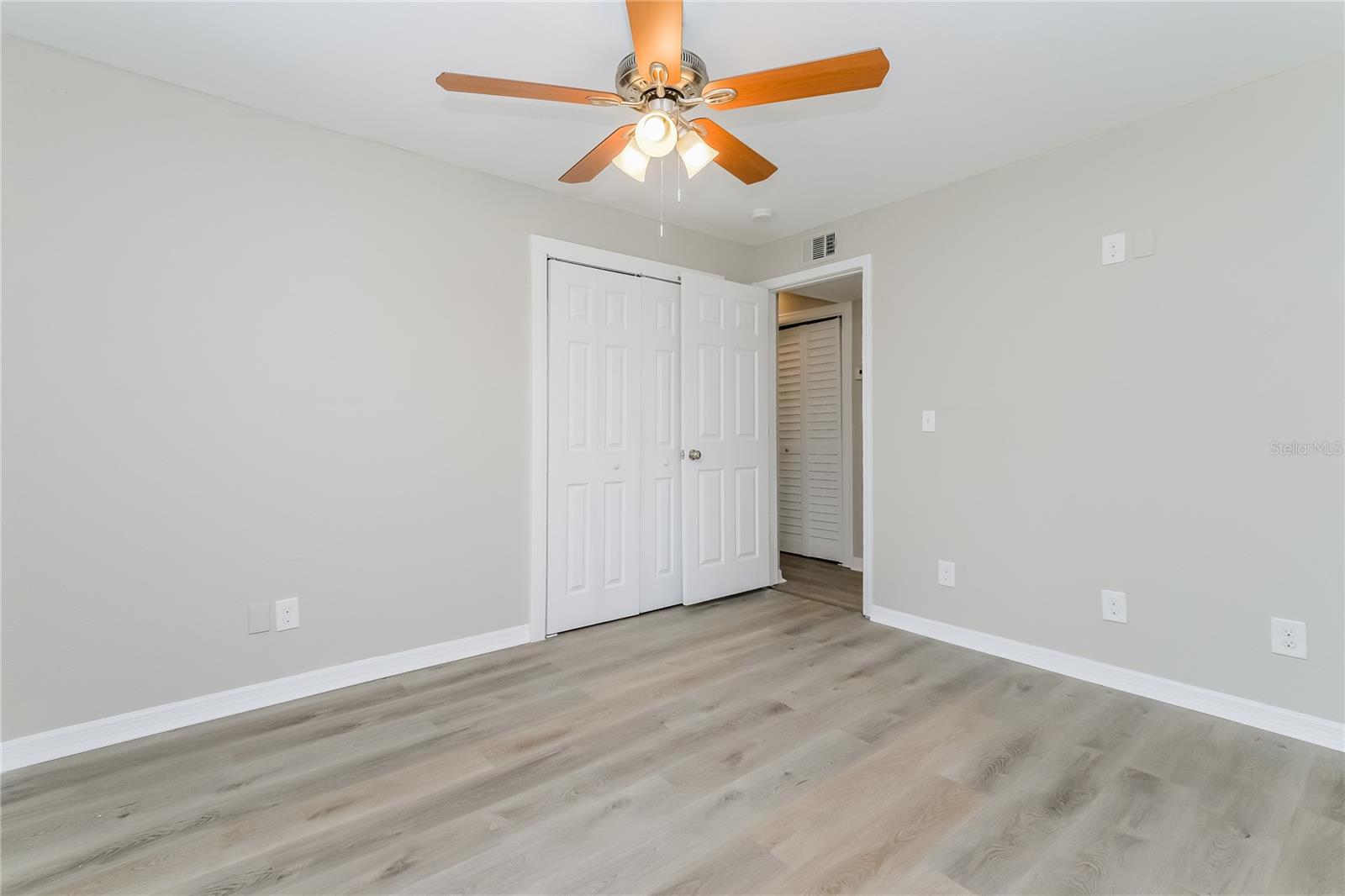 Image 7 of 16 For 1909 Glen Echo Lane