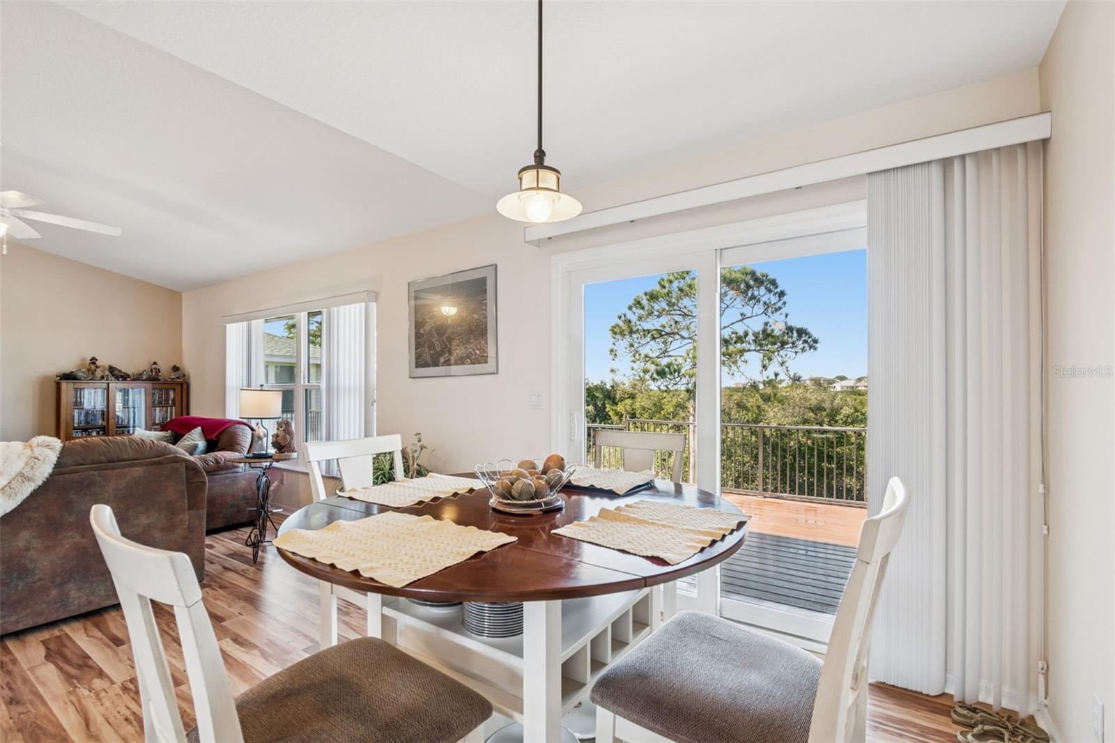 Image 14 of 80 For 1059 S Pointe Alexis Dr