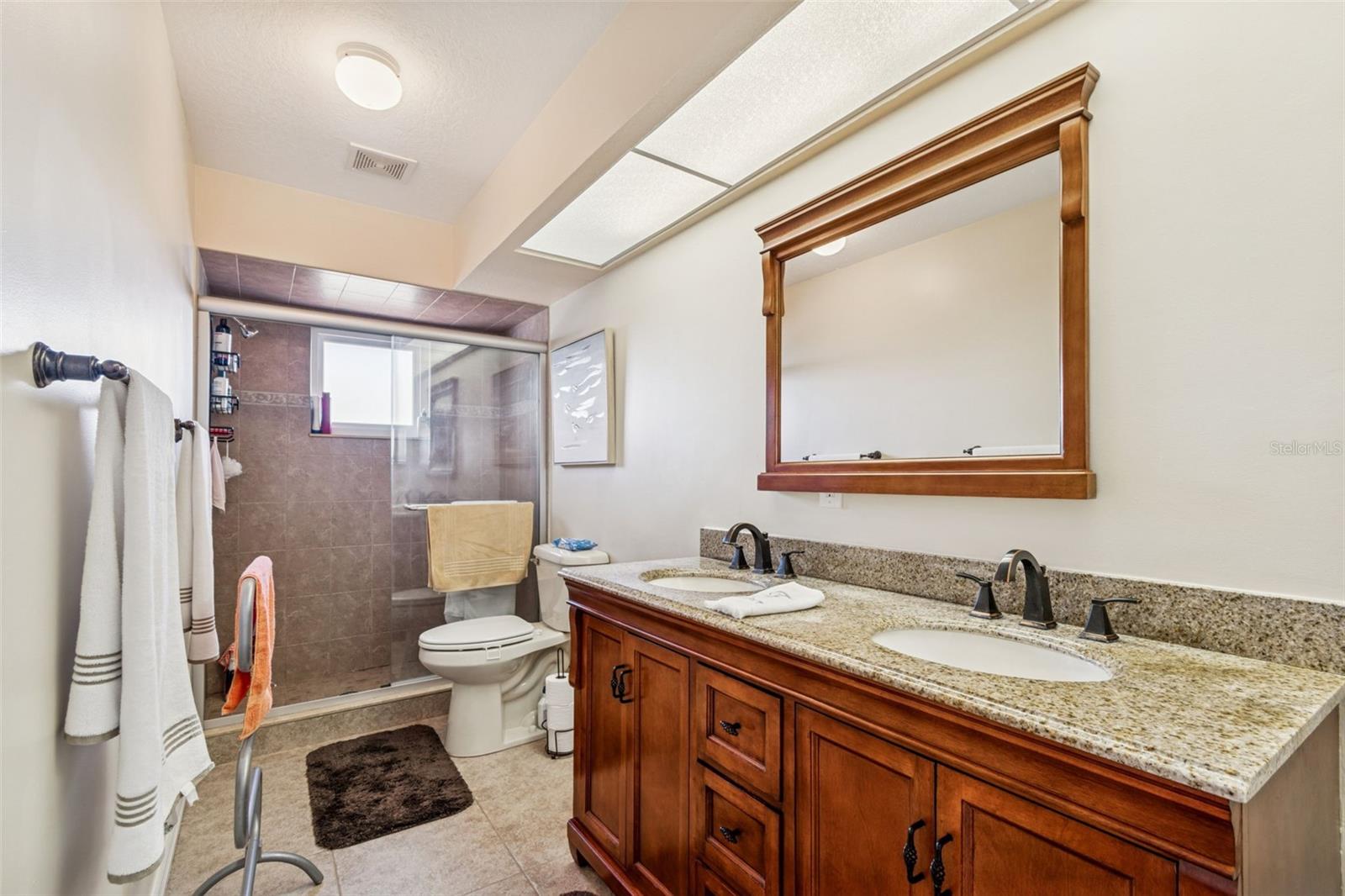 Image 21 of 80 For 1059 S Pointe Alexis Dr