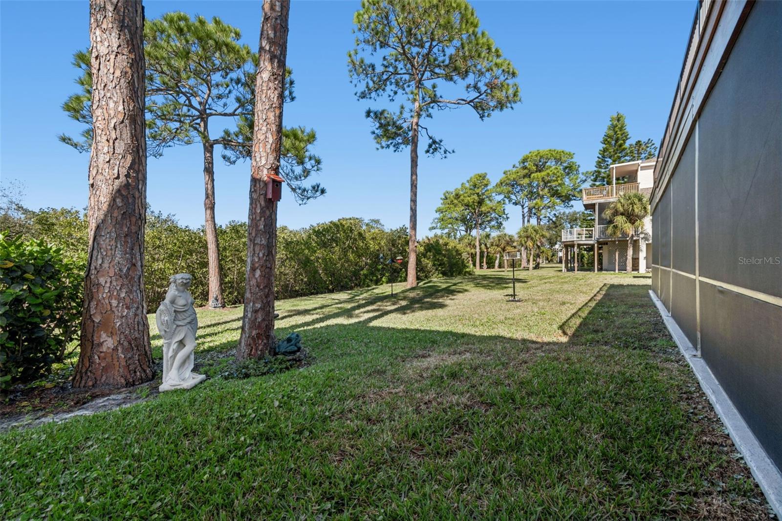 Image 52 of 80 For 1059 S Pointe Alexis Dr