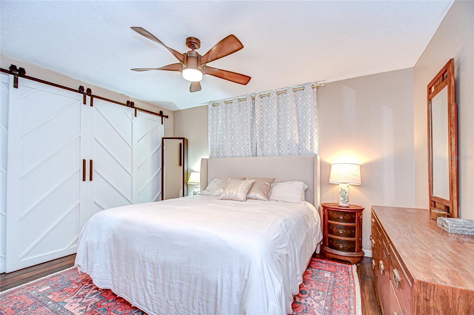 Image 19 of 47 For 1904 Little Cove