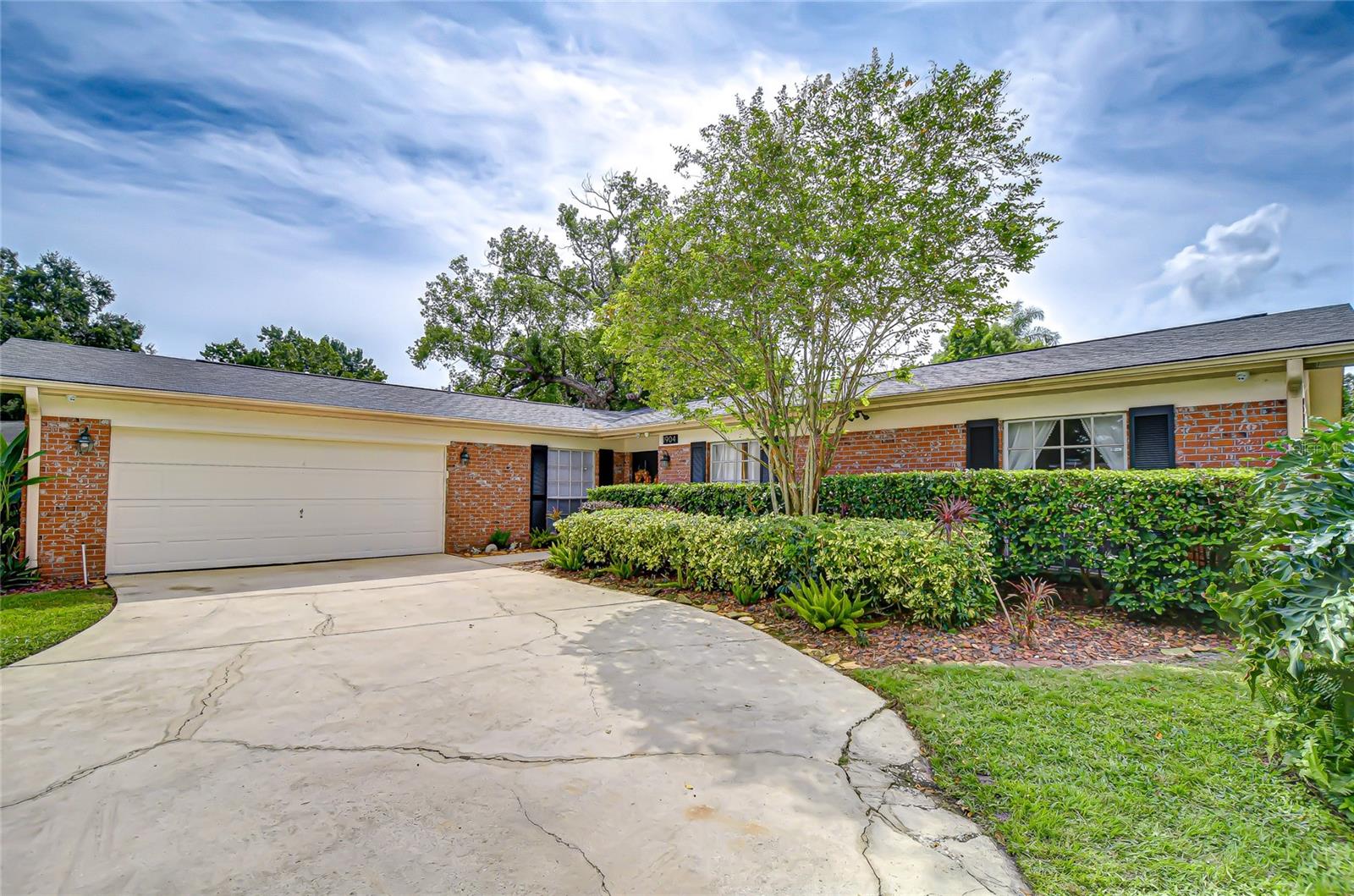 Image 2 of 47 For 1904 Little Cove