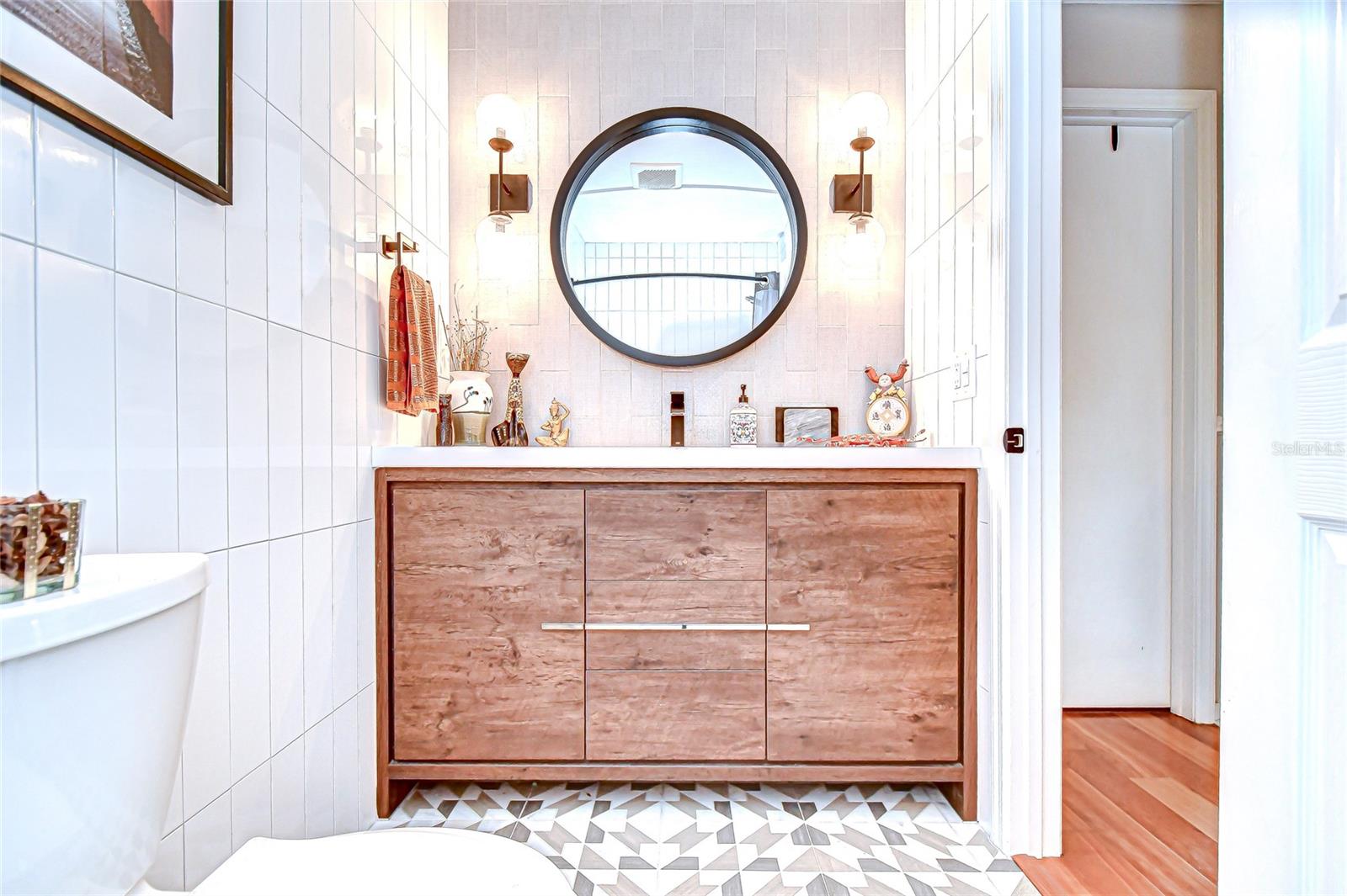 Image 21 of 47 For 1904 Little Cove