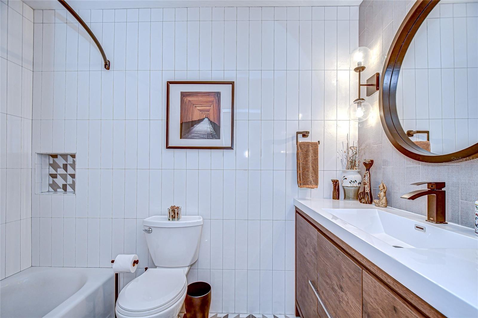 Image 22 of 47 For 1904 Little Cove