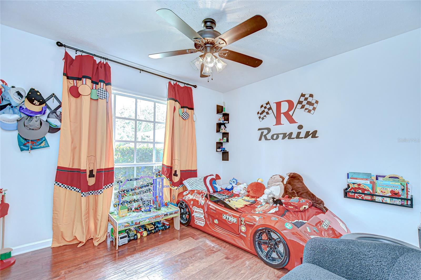 Image 26 of 47 For 1904 Little Cove