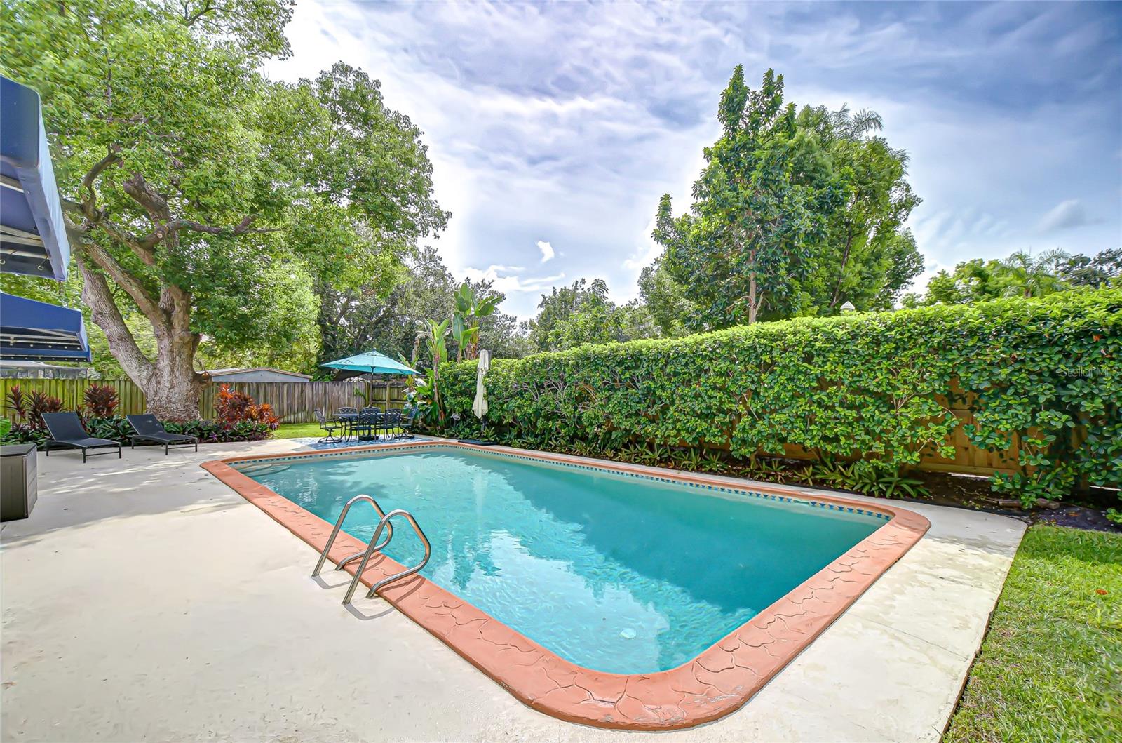 Image 33 of 47 For 1904 Little Cove