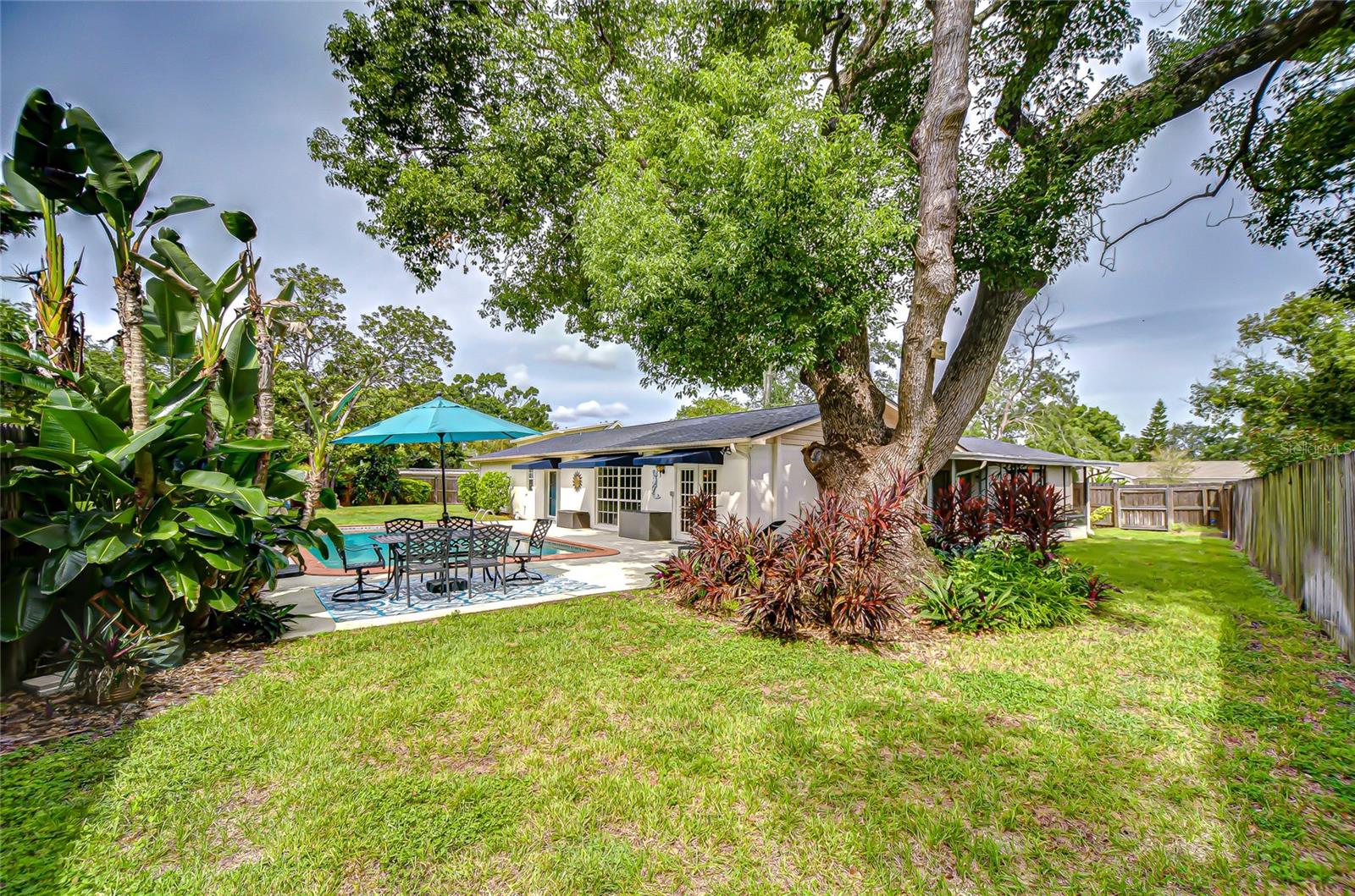 Image 37 of 47 For 1904 Little Cove