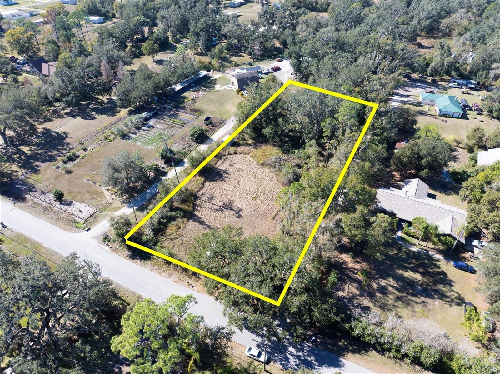 Listing photo id 1 for 4103 Stanley Road