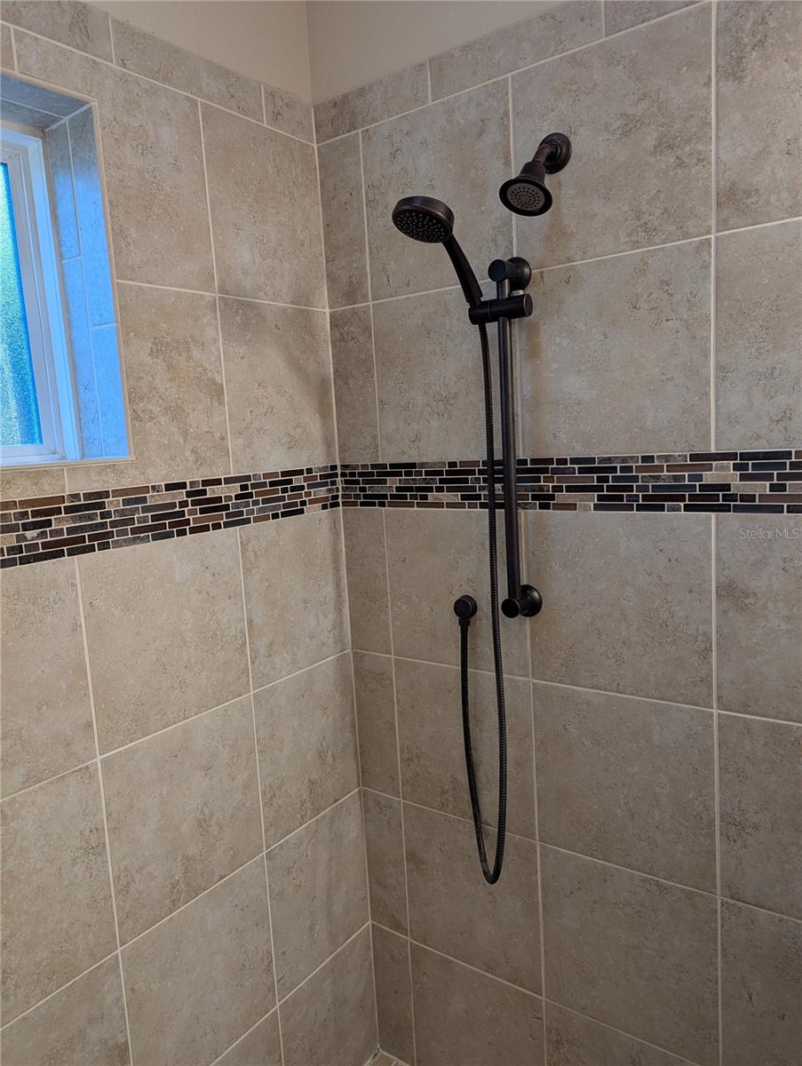 Image 19 of 27 For 3138 Nautical Place S