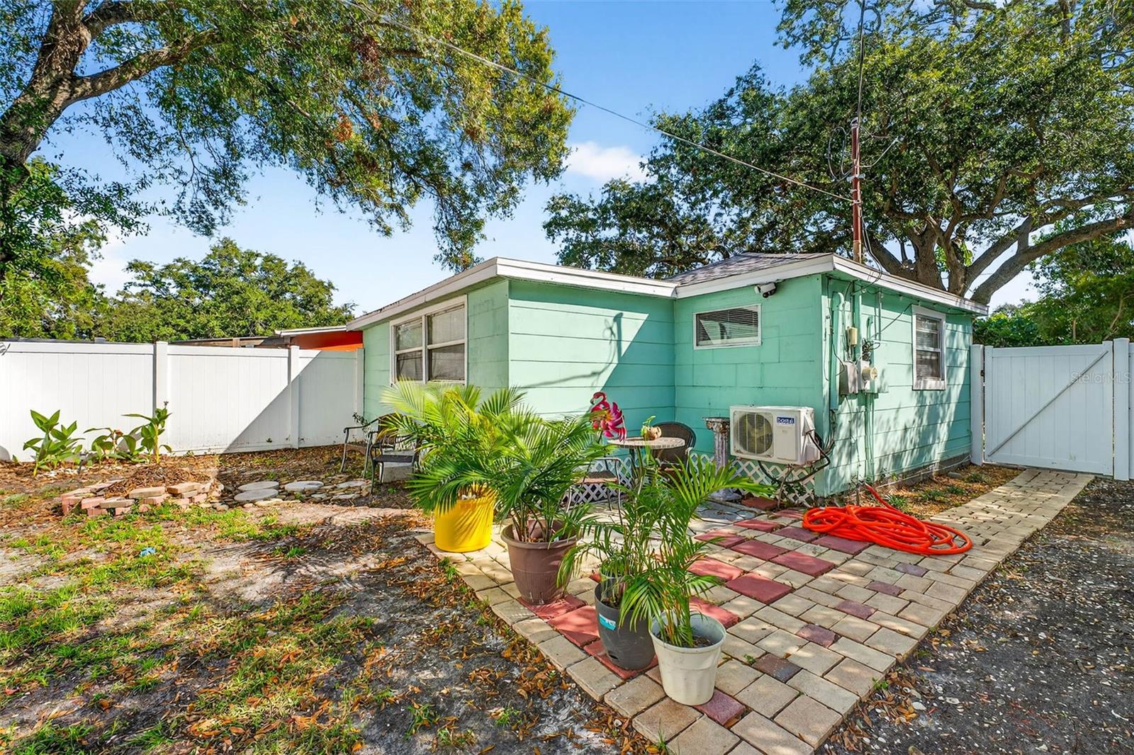 Image 20 of 64 For 4496 Star Street N