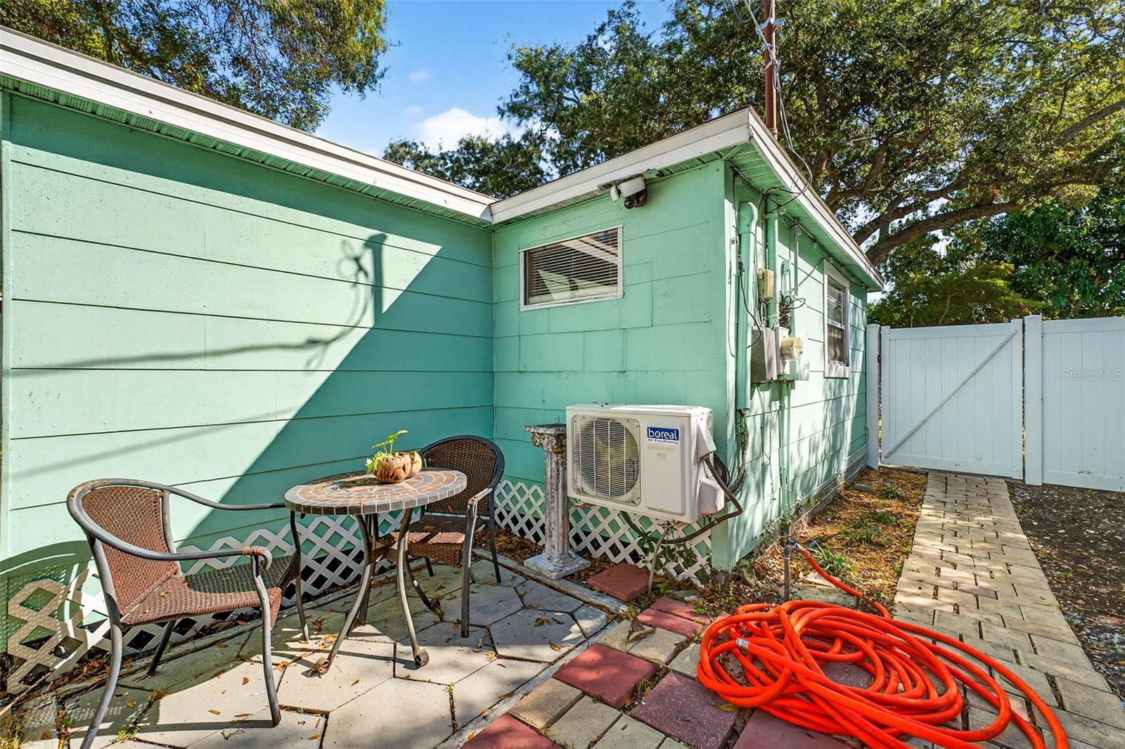 Image 24 of 64 For 4496 Star Street N