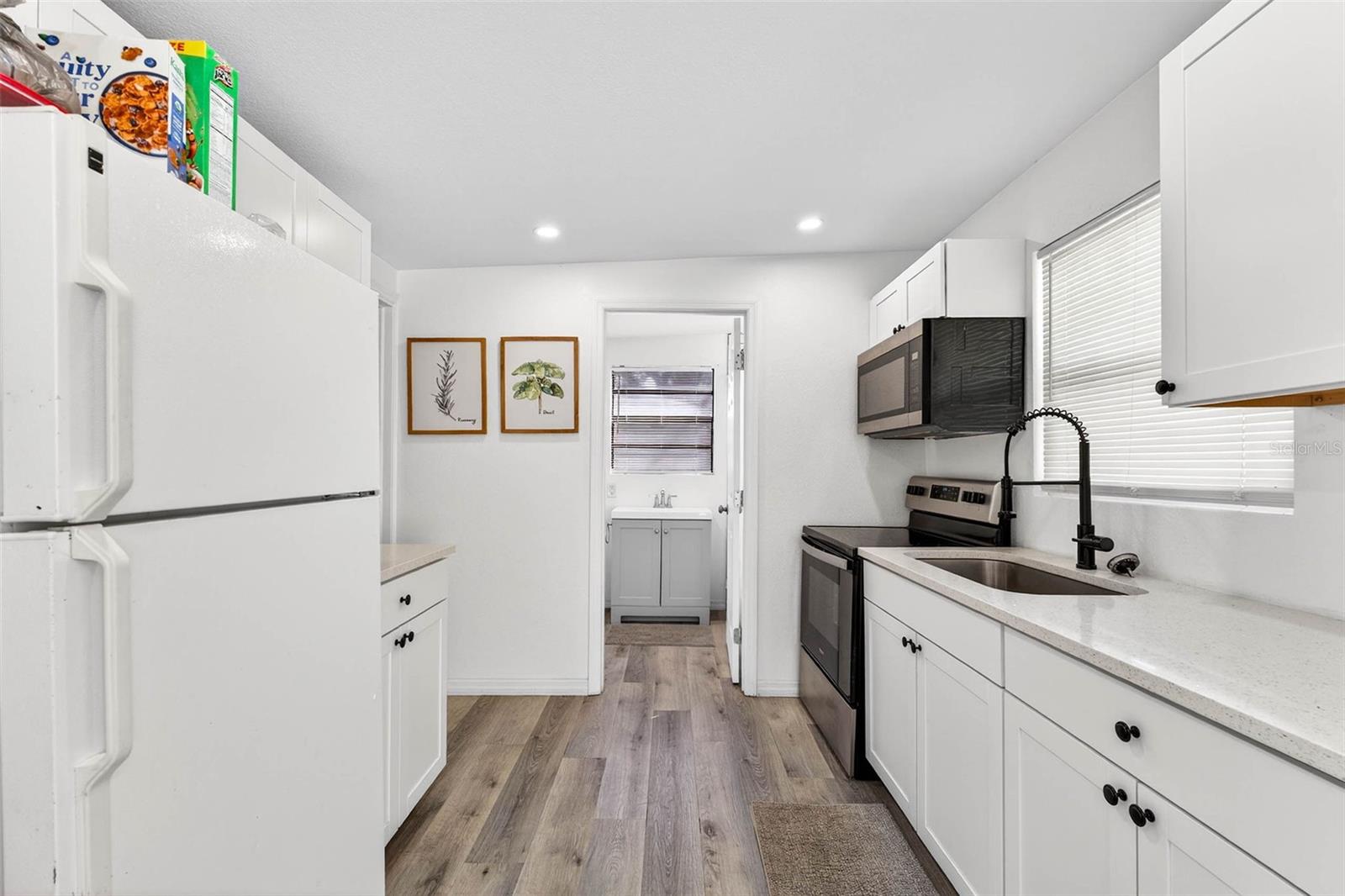 Image 34 of 64 For 4496 Star Street N