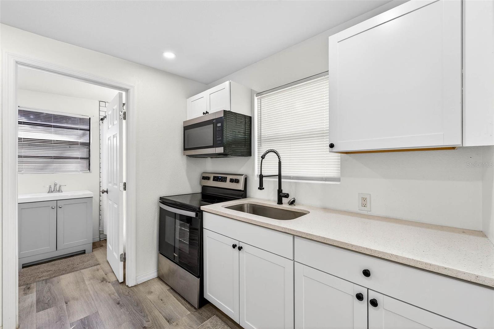 Image 35 of 64 For 4496 Star Street N