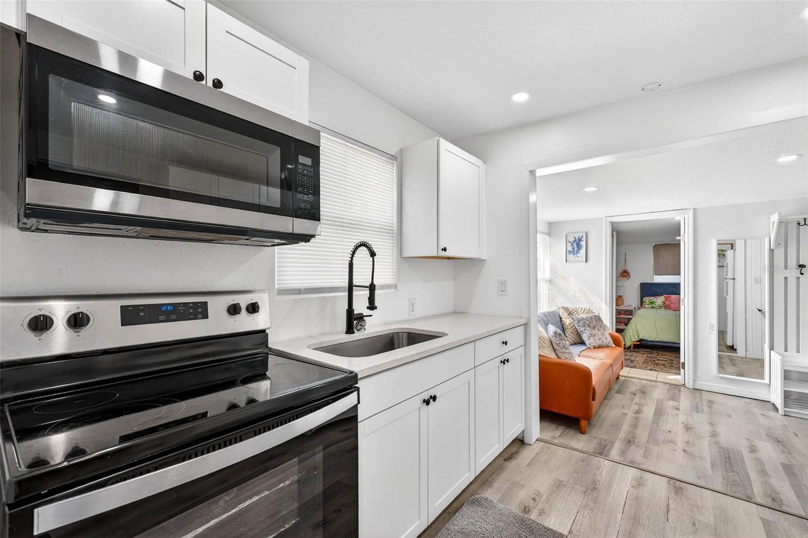 Image 36 of 64 For 4496 Star Street N