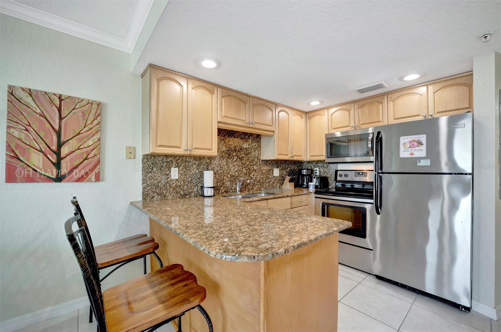 Image 20 of 56 For 11360 Gulf Boulevard 505