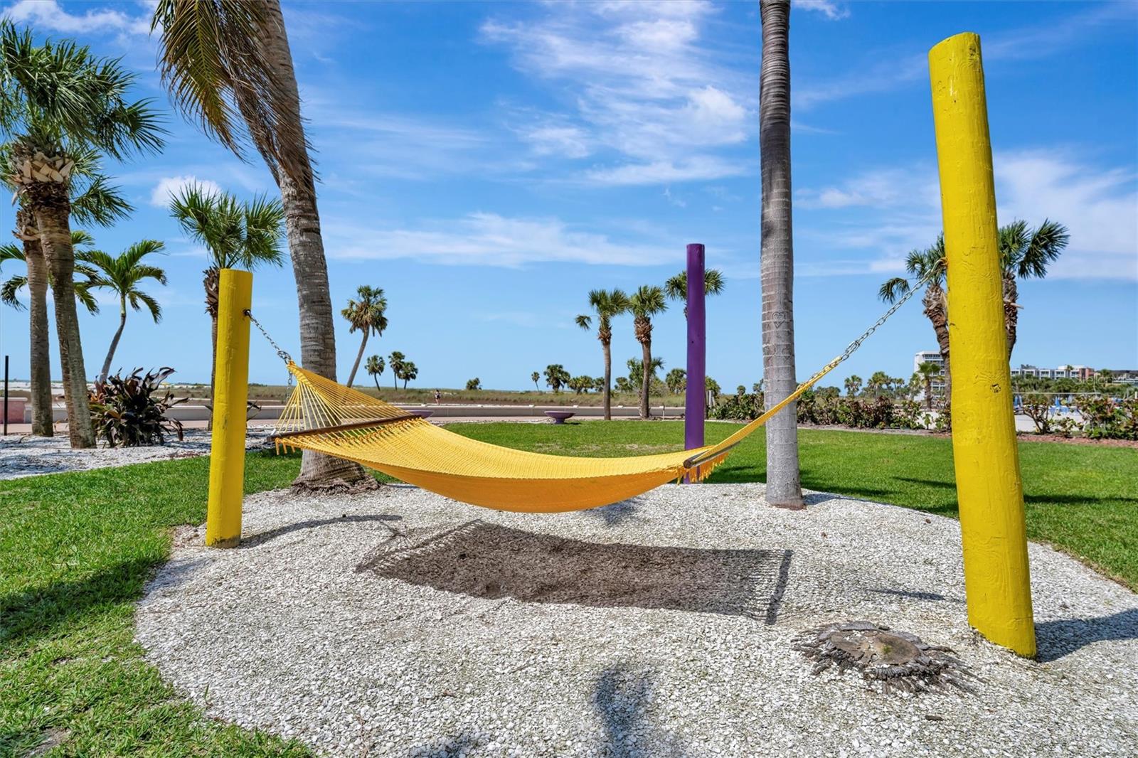 Image 51 of 56 For 11360 Gulf Boulevard 505