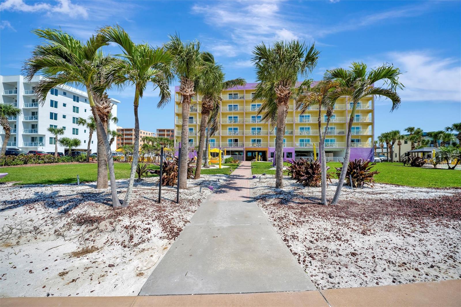 Image 55 of 56 For 11360 Gulf Boulevard 505